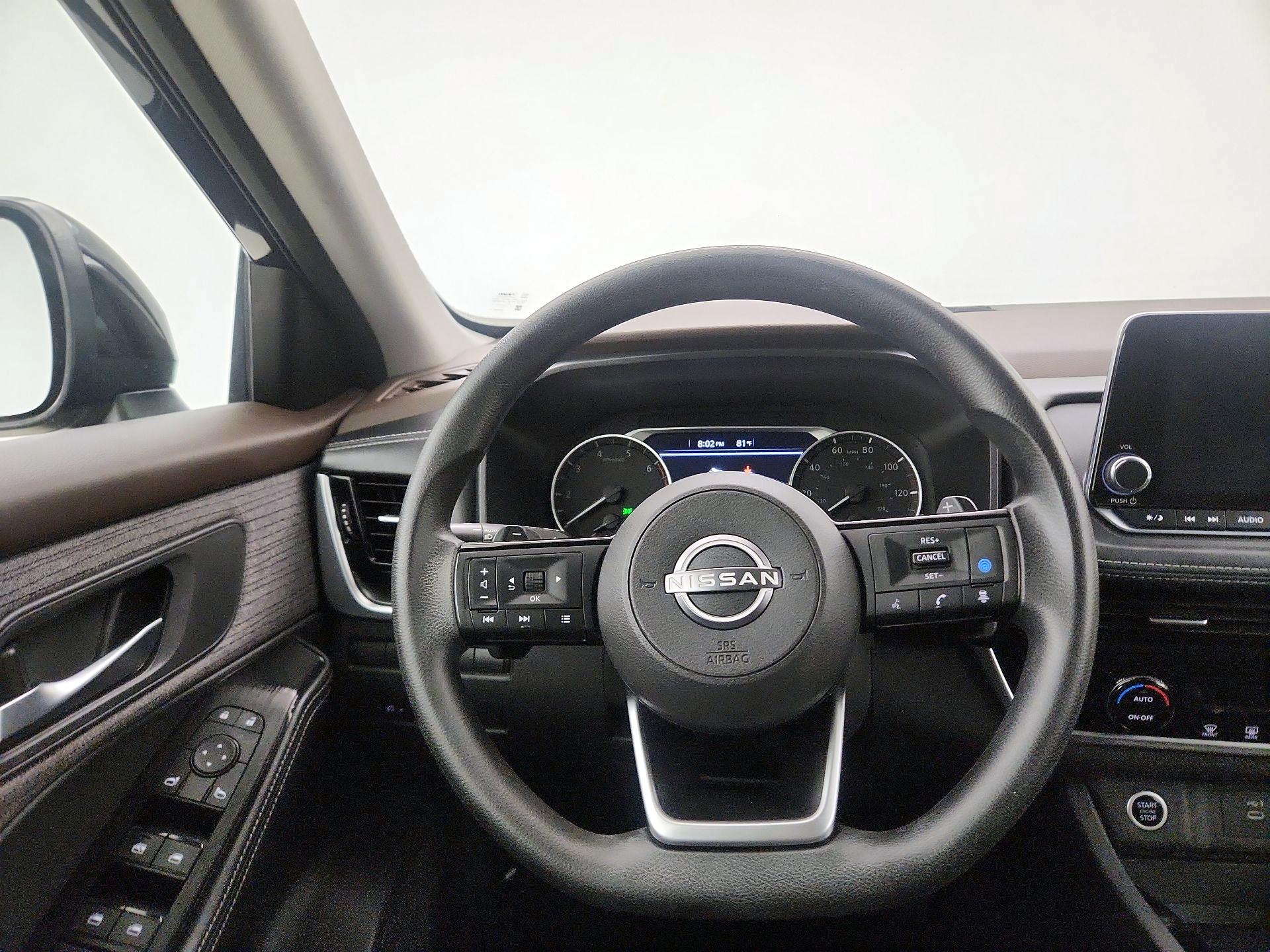 Thumbnail: 2022 Nissan Rogue - 10