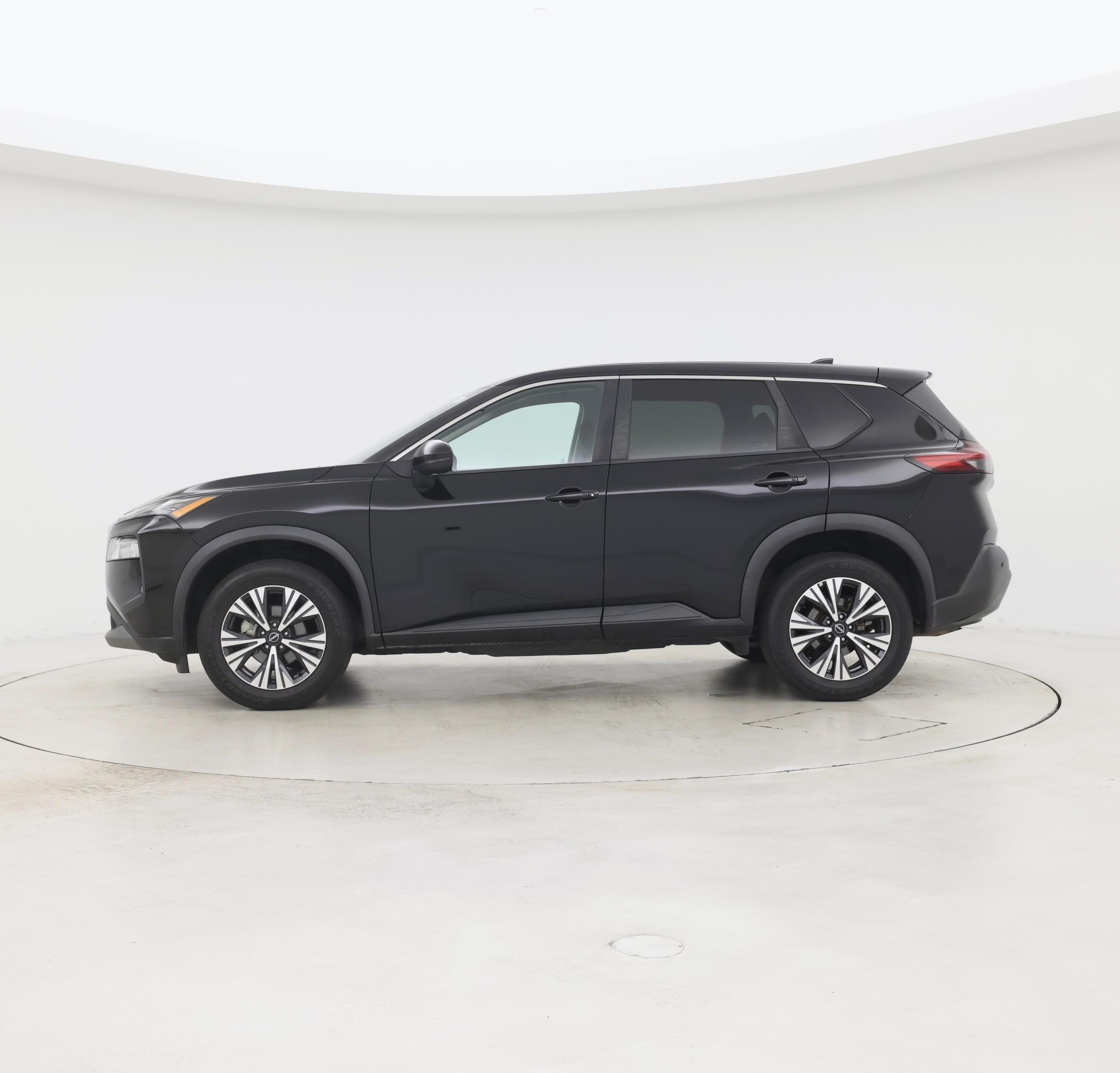 Thumbnail: 2022 Nissan Rogue - 3
