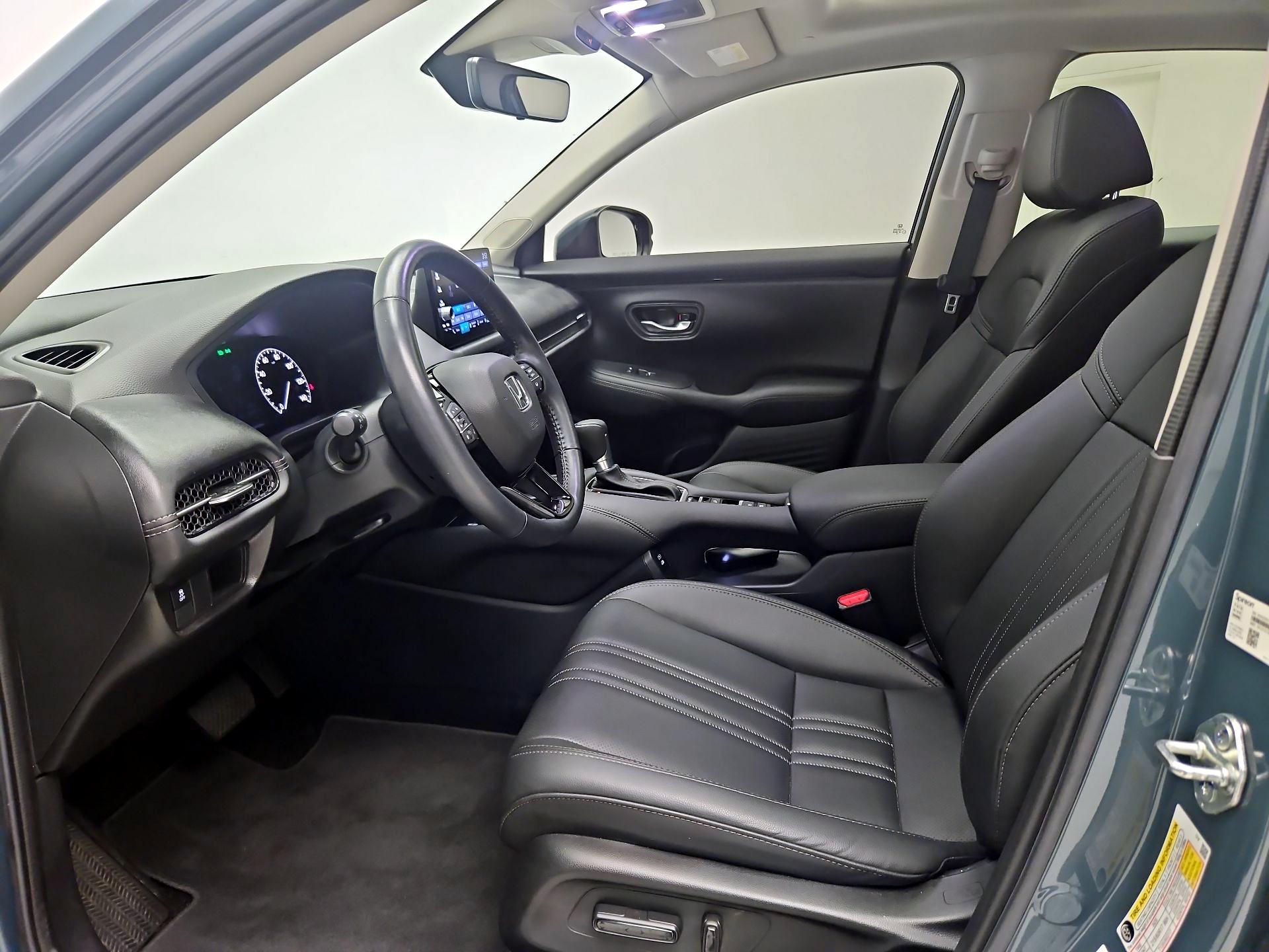 Thumbnail: 2025 Honda HR-V - 11