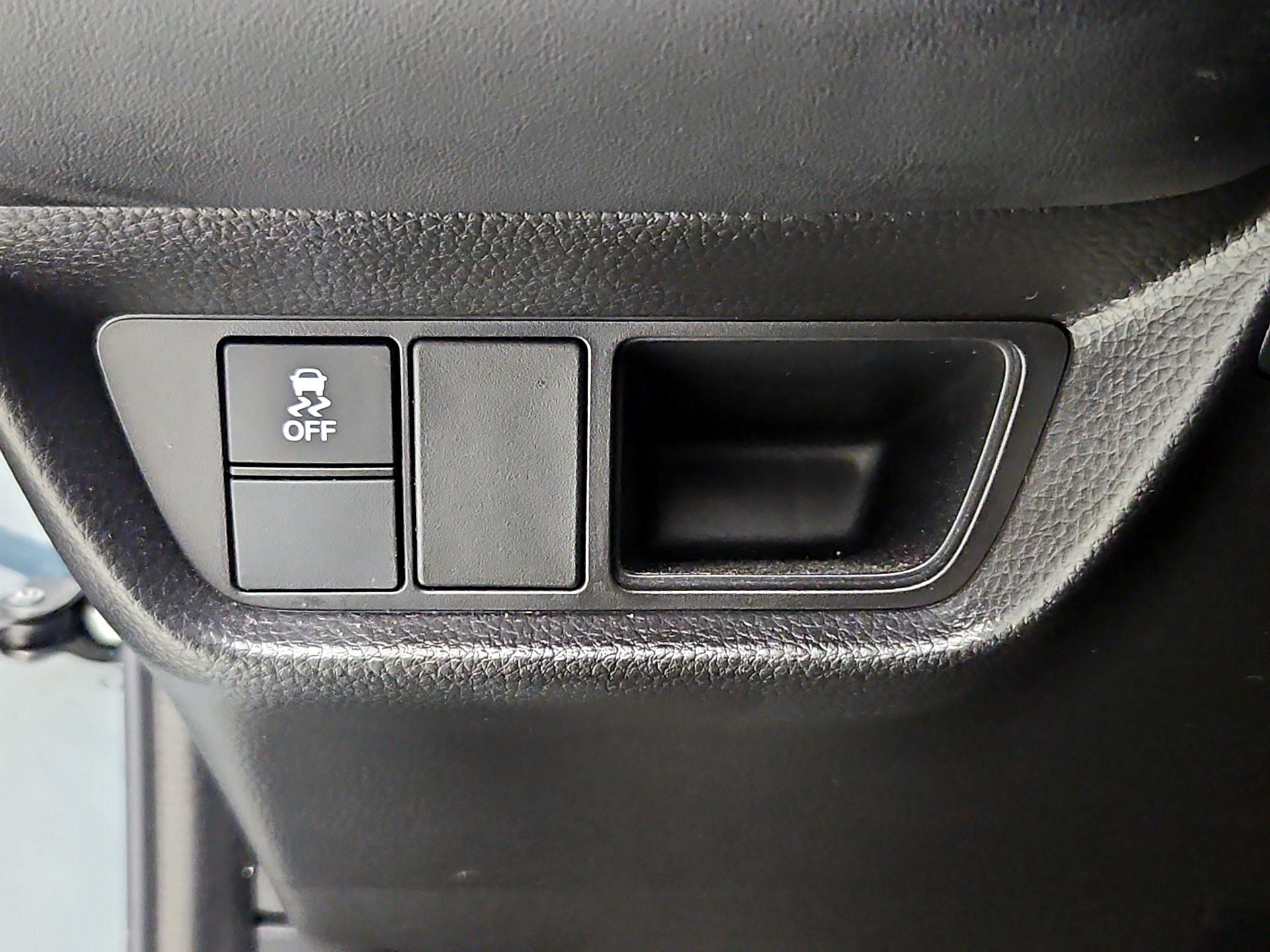Thumbnail: 2025 Honda HR-V - 13