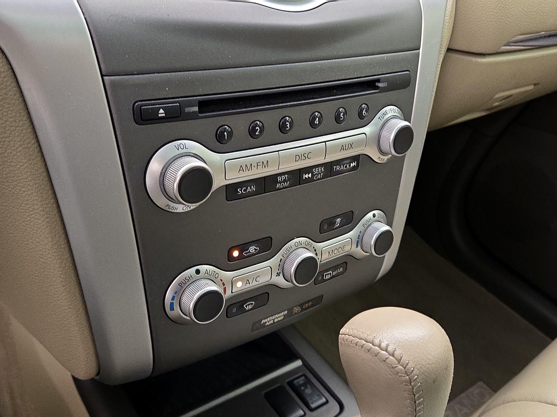 Thumbnail: 2014 Nissan Murano - 16