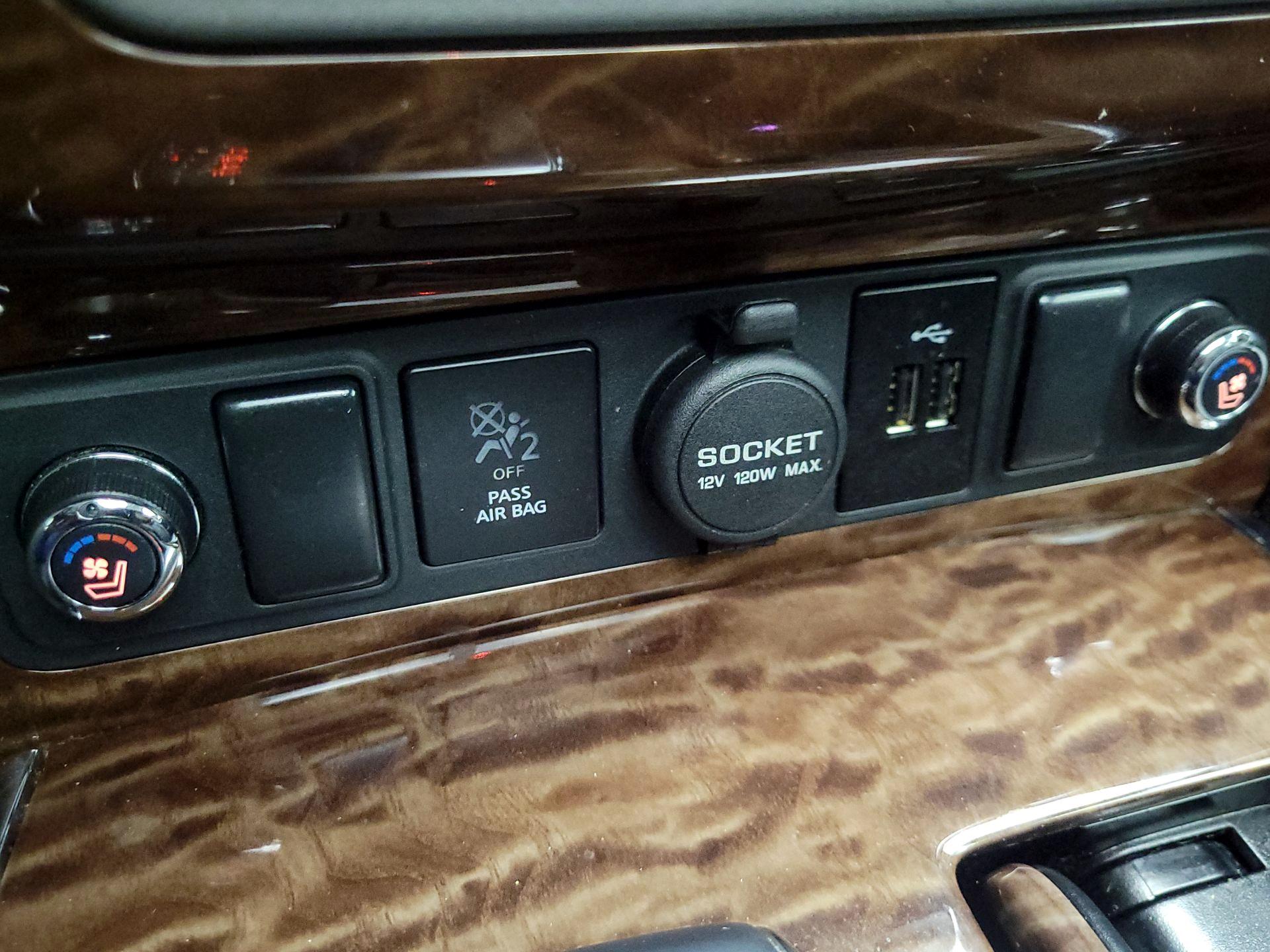Thumbnail: 2018 Nissan Armada - 19