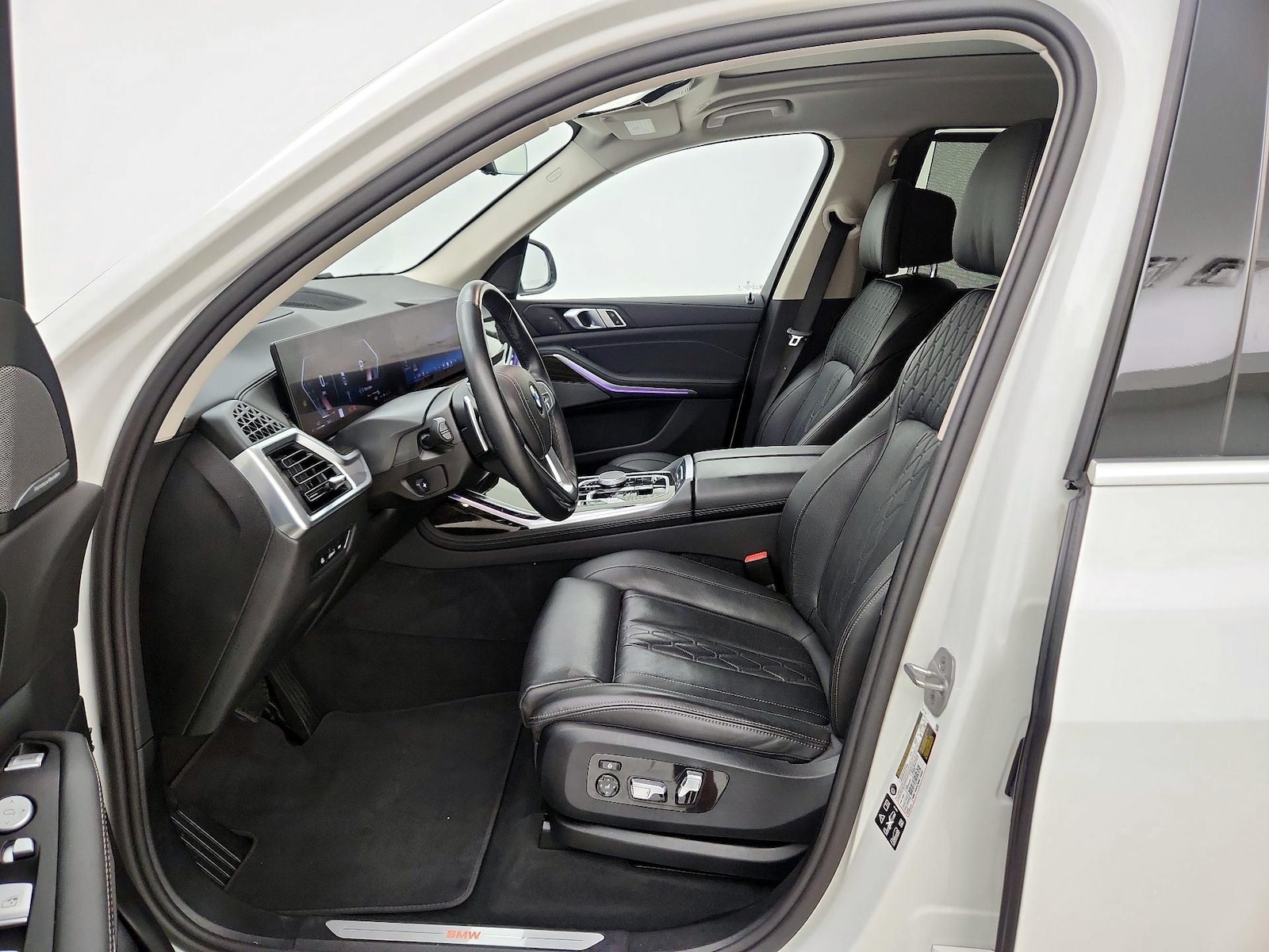 2025 BMW X7 40i - Photo 12