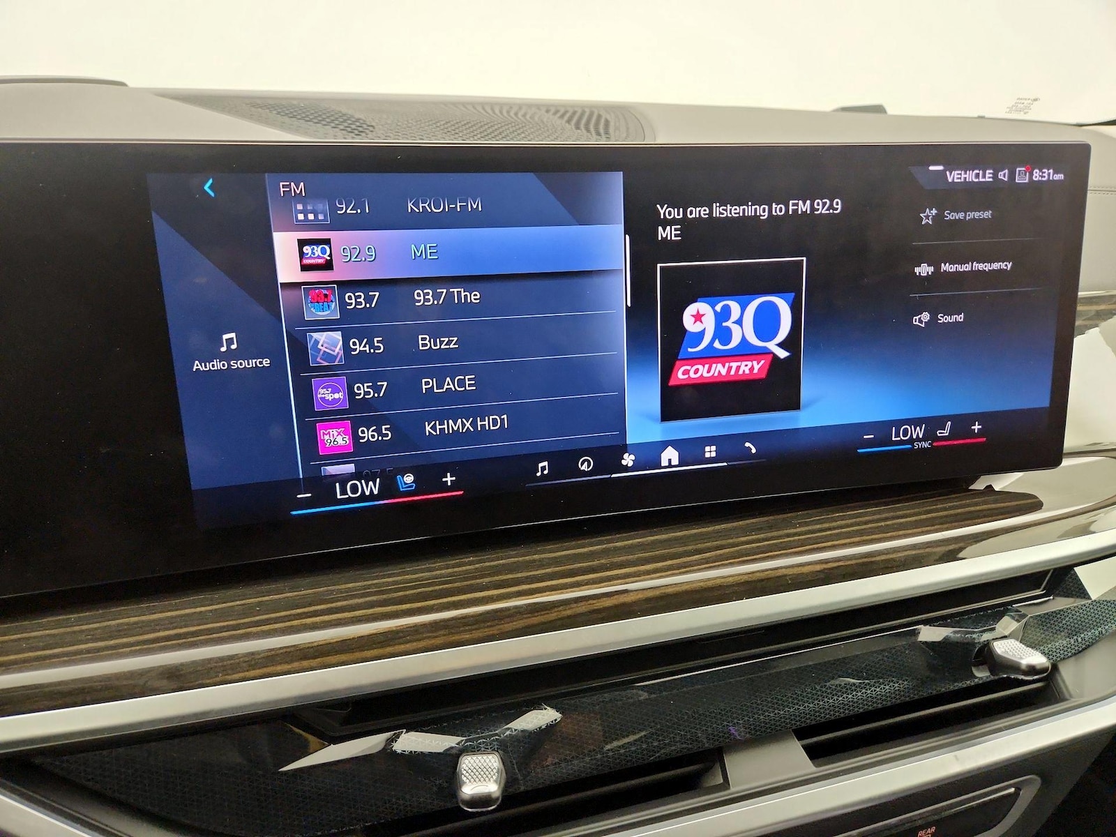 2025 BMW X7 40i - Photo 17