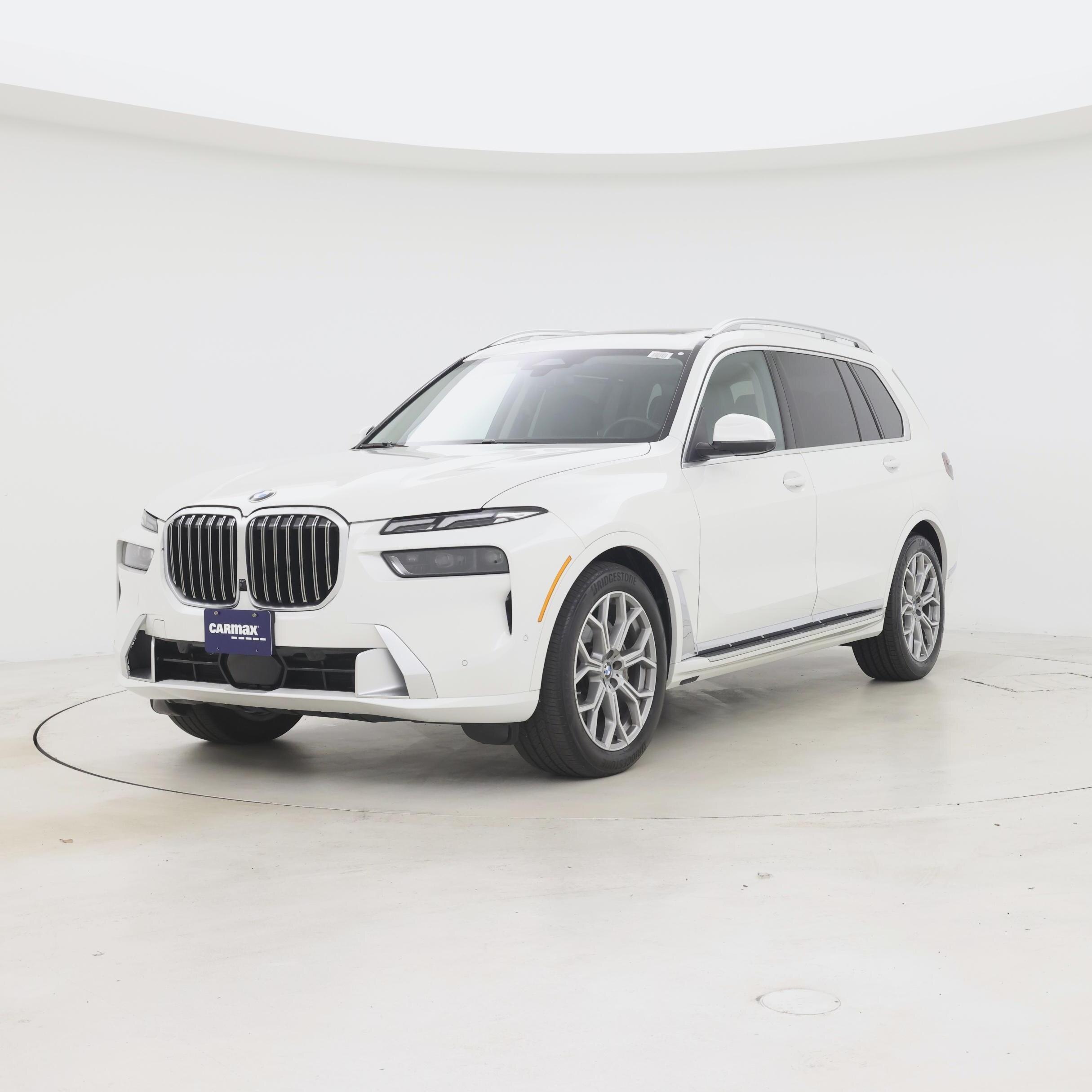 Thumbnail: 2025 BMW X7 - 4