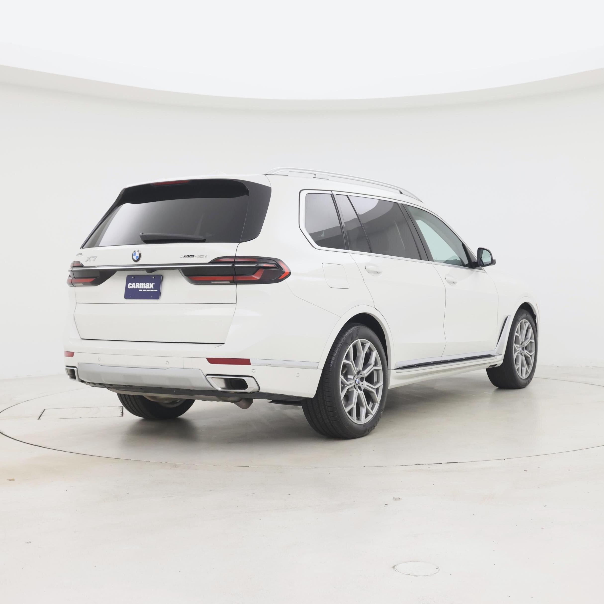 Thumbnail: 2025 BMW X7 - 8