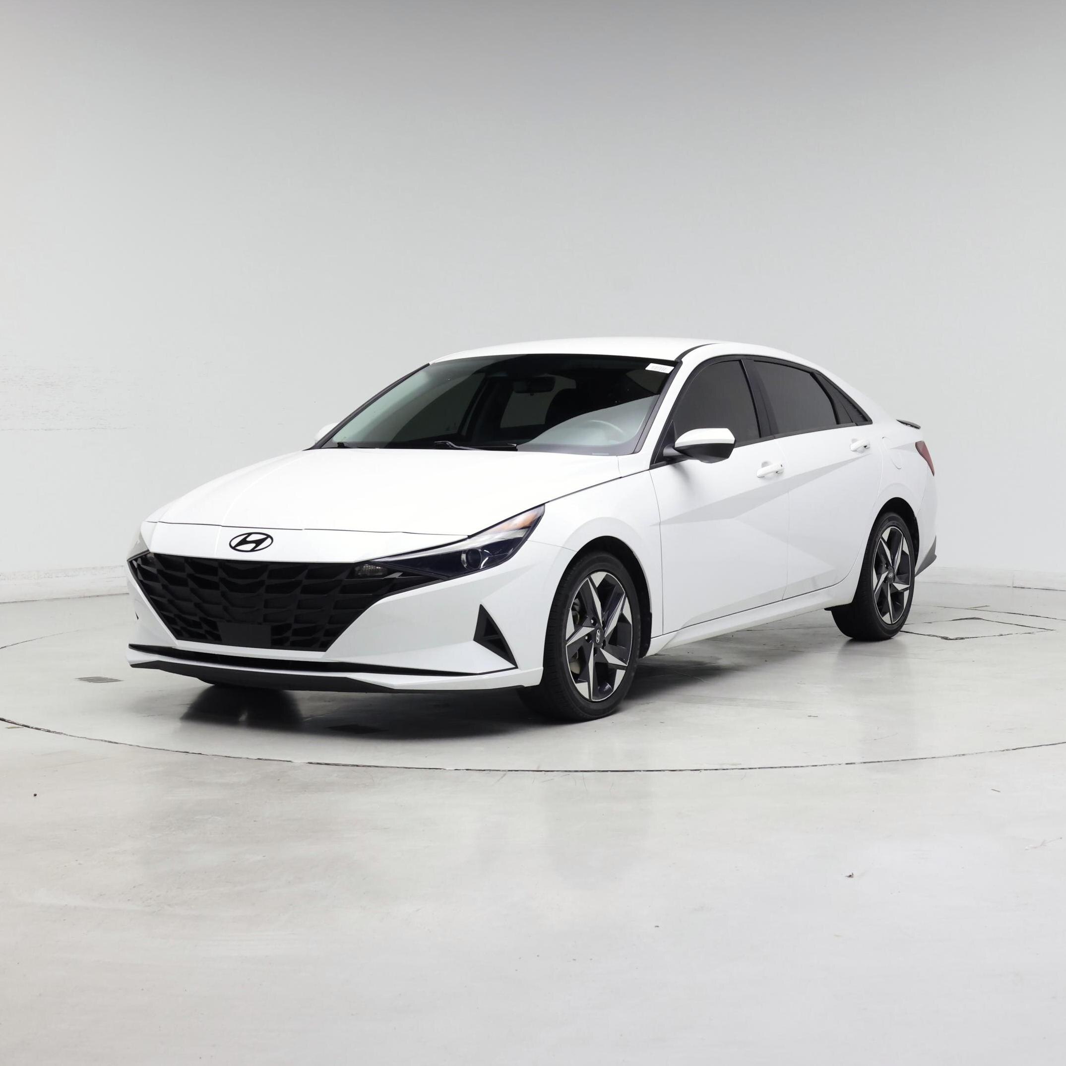 Thumbnail: 2023 Hyundai Elantra - 4