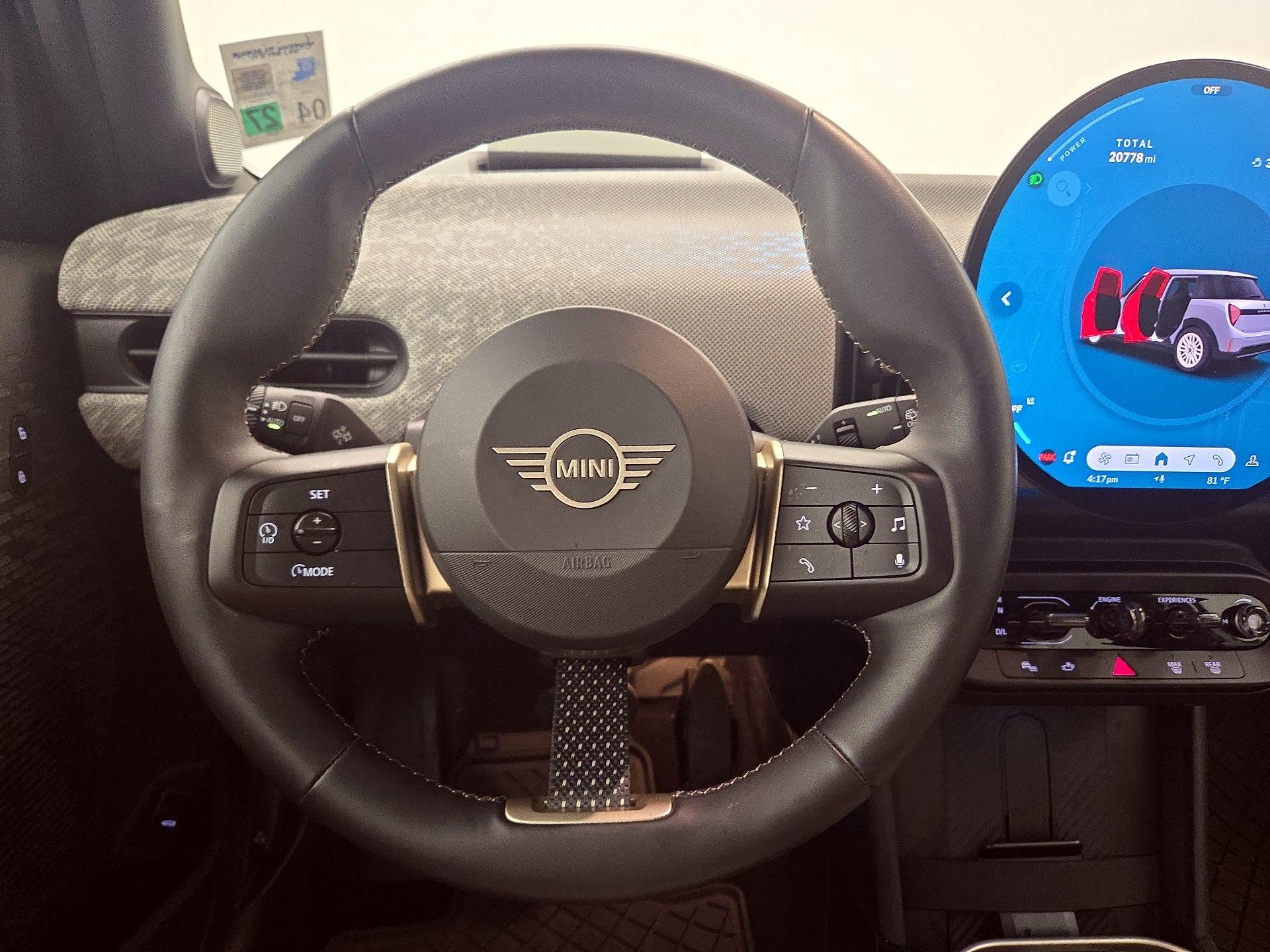 Thumbnail: 2025 MINI Cooper Hardtop - 10