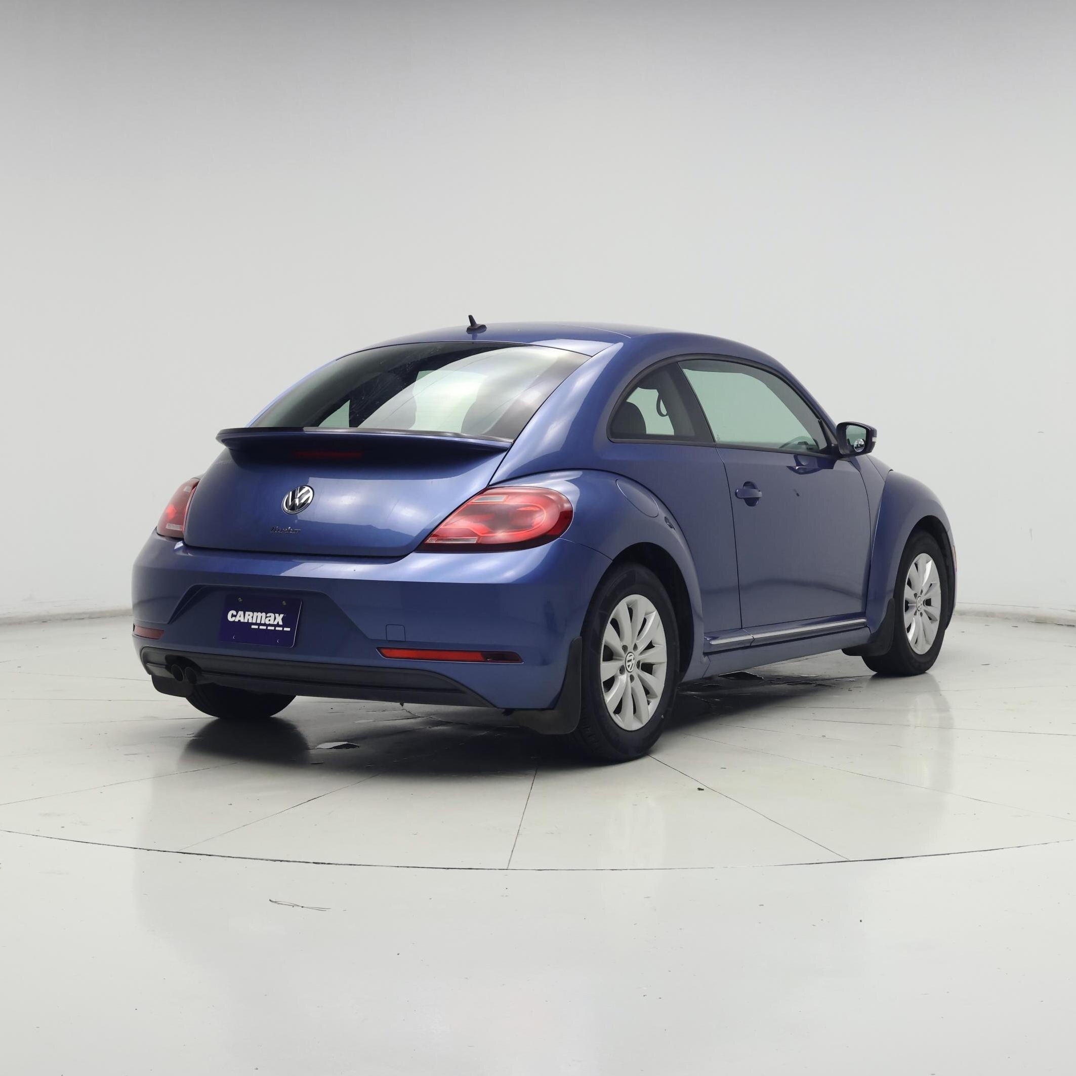 Thumbnail: 2019 Volkswagen Beetle - 8