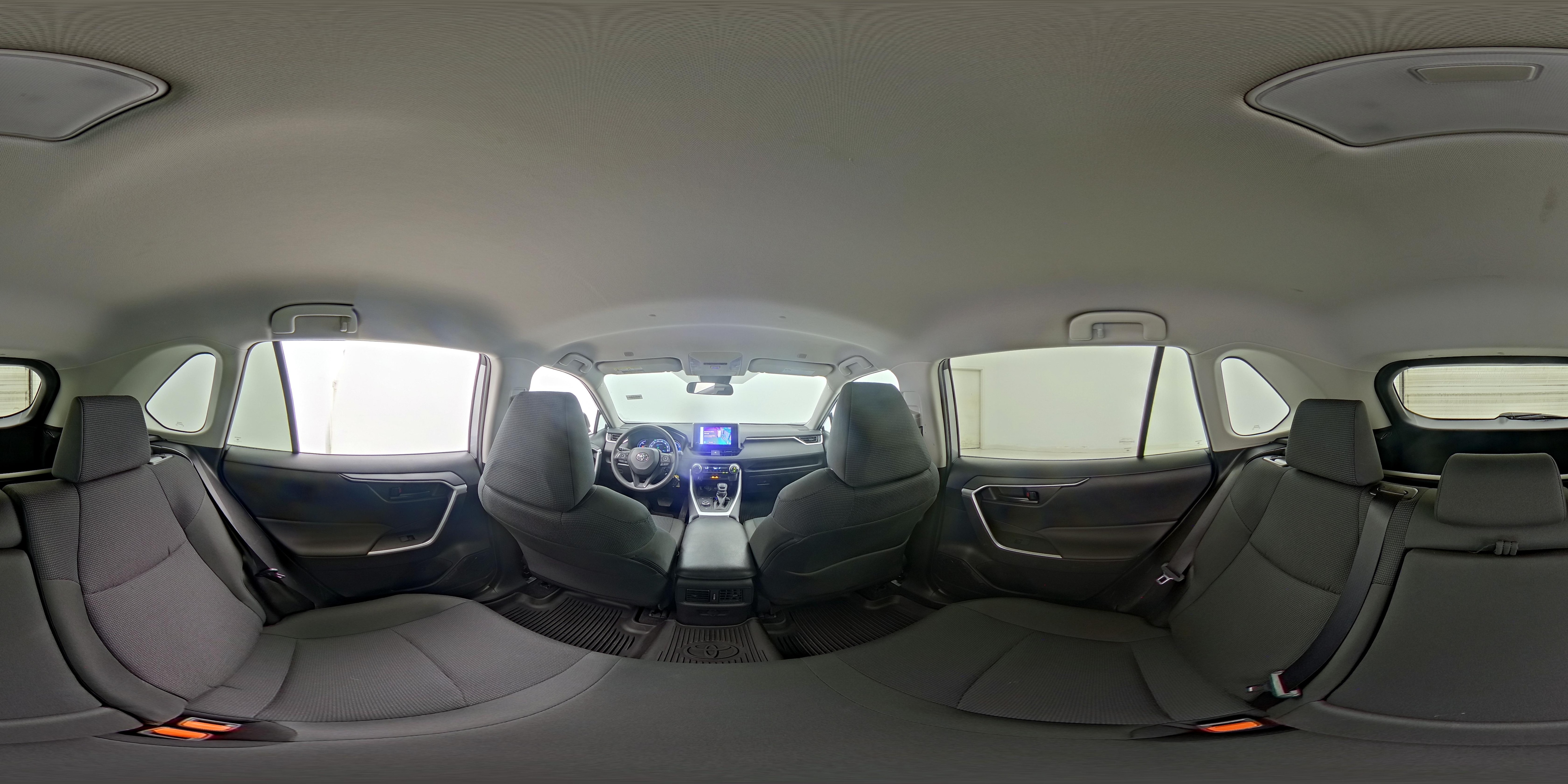 2024 Toyota RAV4 LE - Photo 25