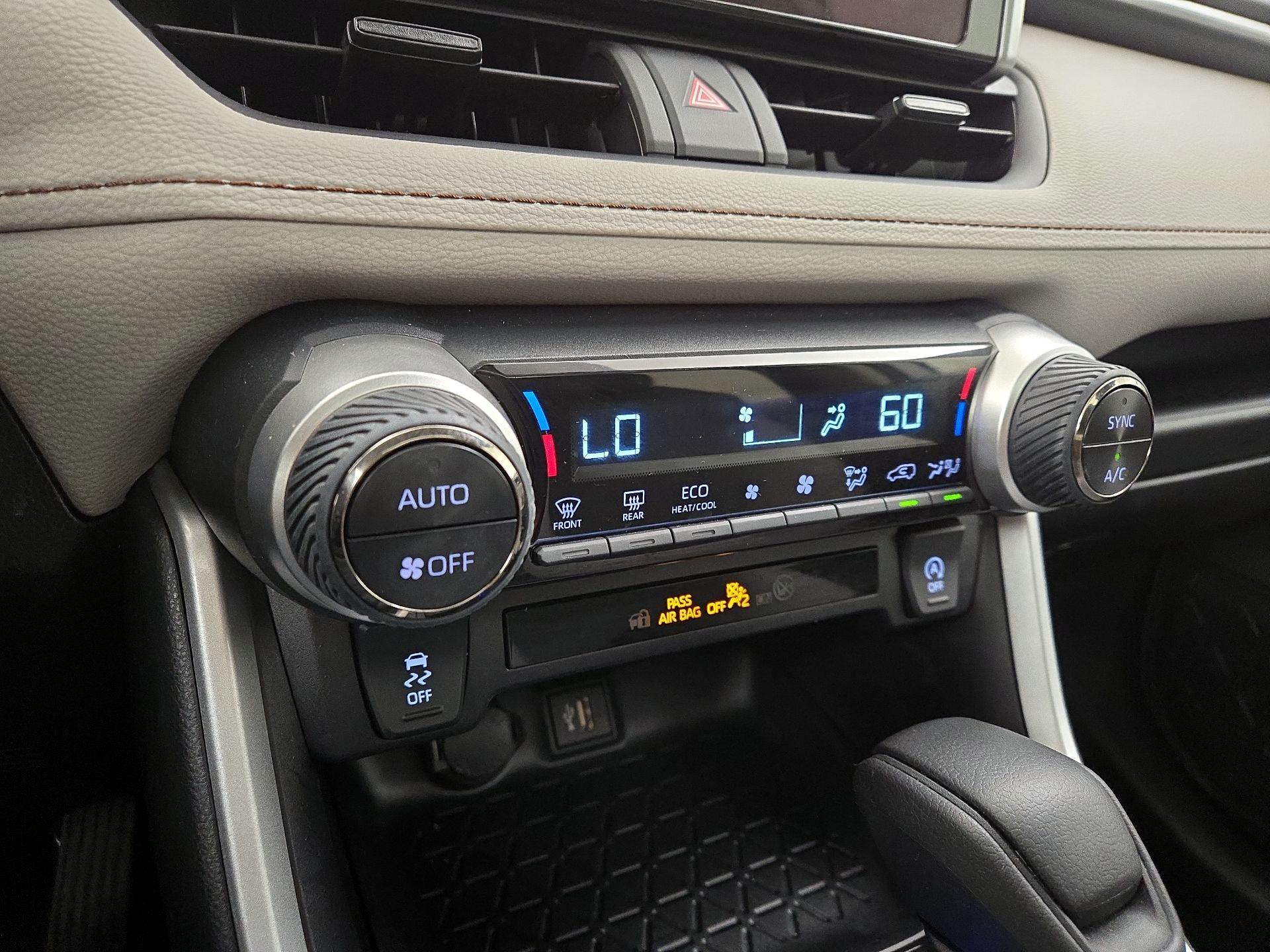 Thumbnail: 2024 Toyota RAV4 - 16