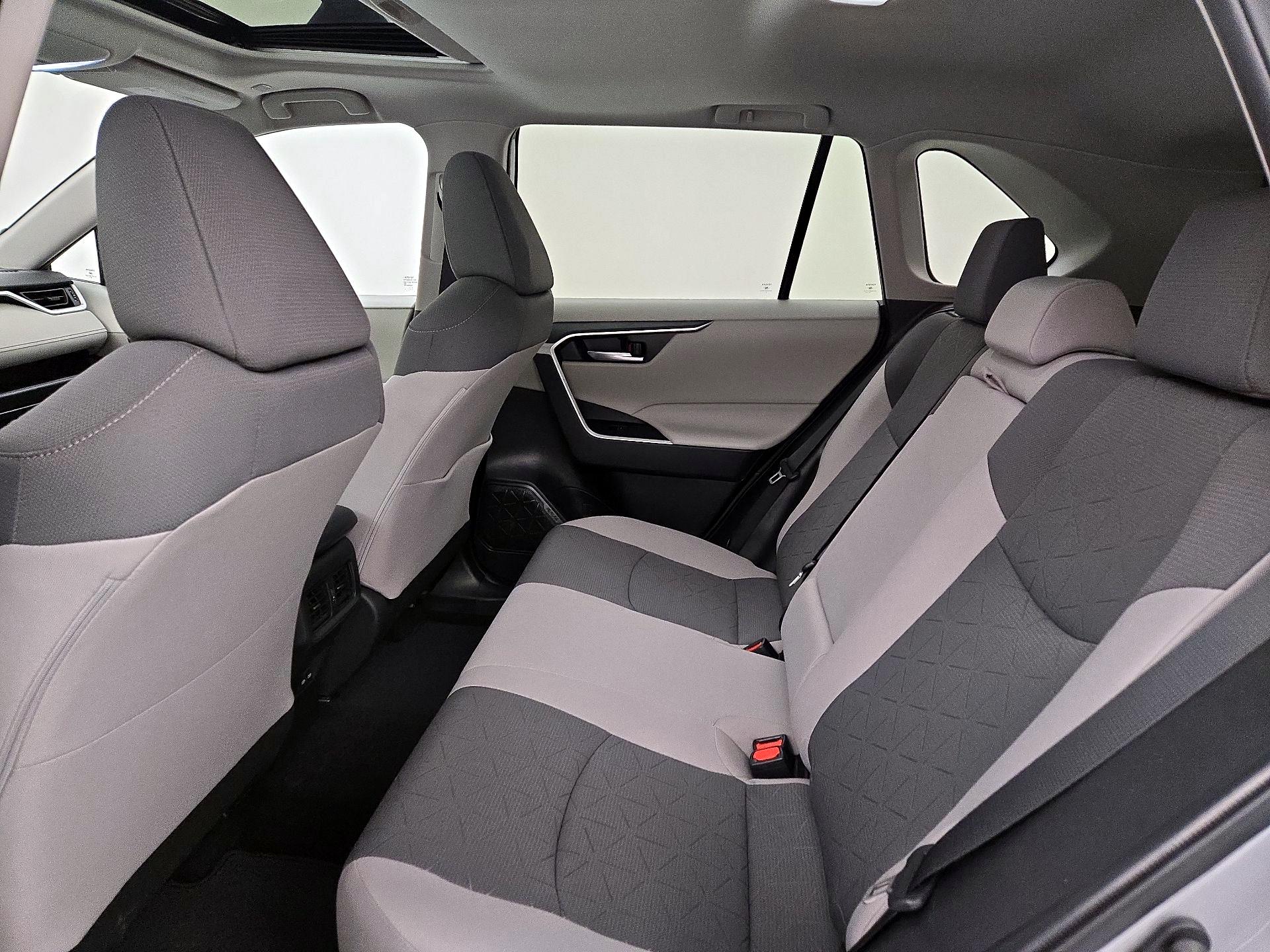 Thumbnail: 2024 Toyota RAV4 - 20
