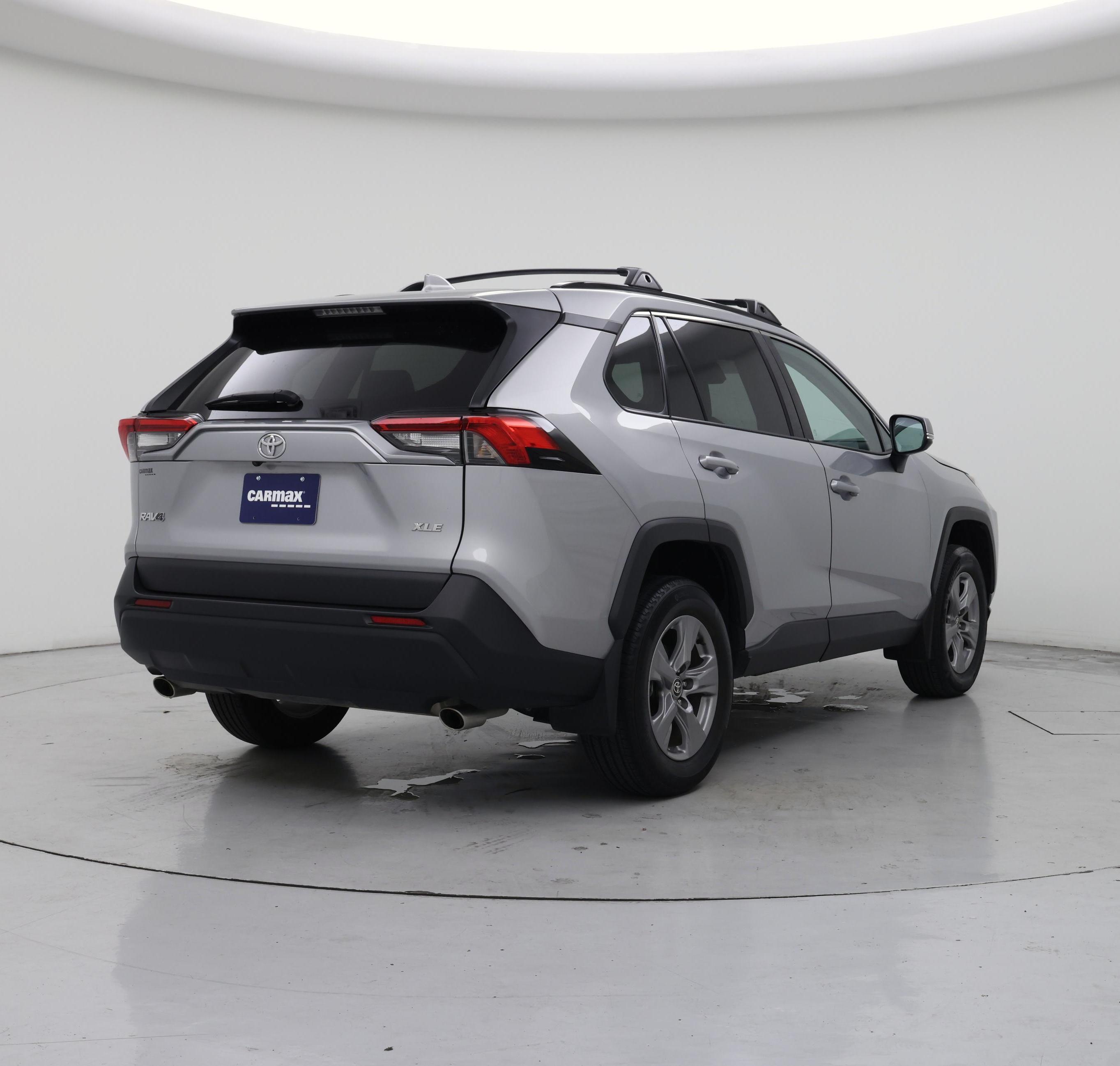 Thumbnail: 2024 Toyota RAV4 - 8