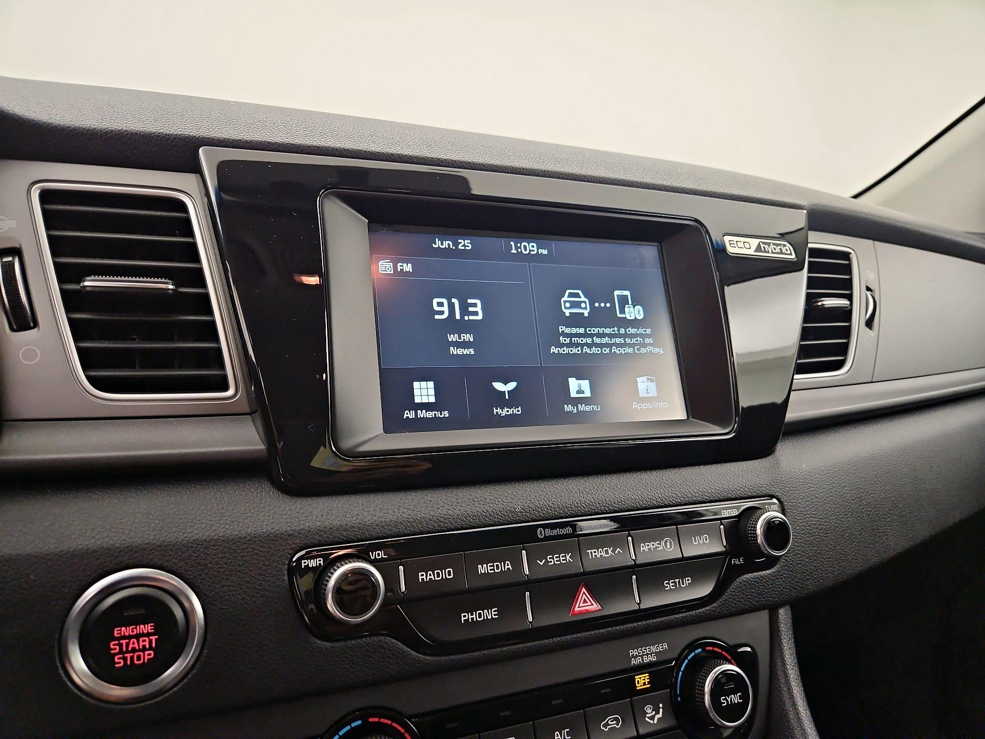 Thumbnail: 2019 Kia Niro - 15