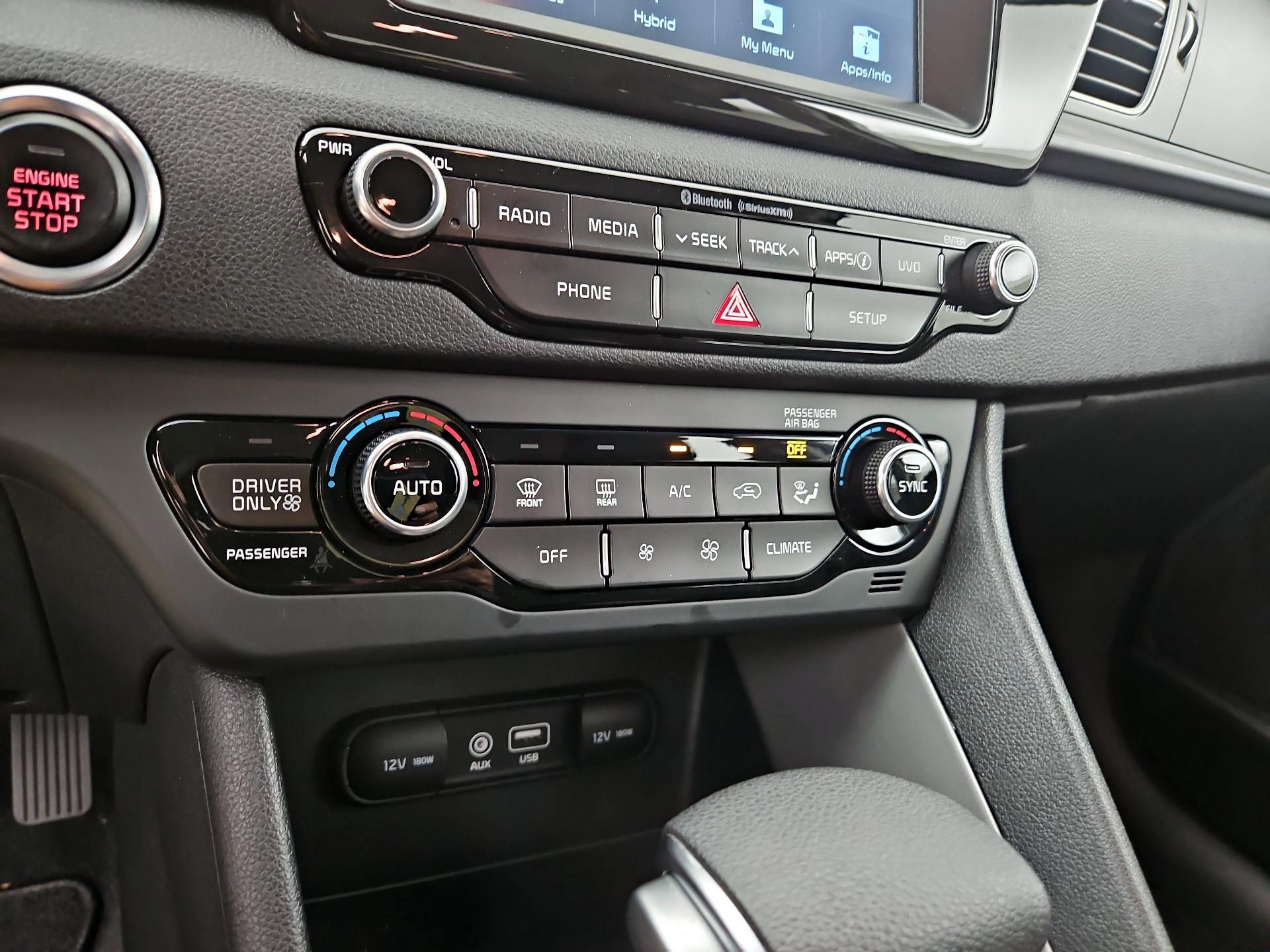 Thumbnail: 2019 Kia Niro - 16