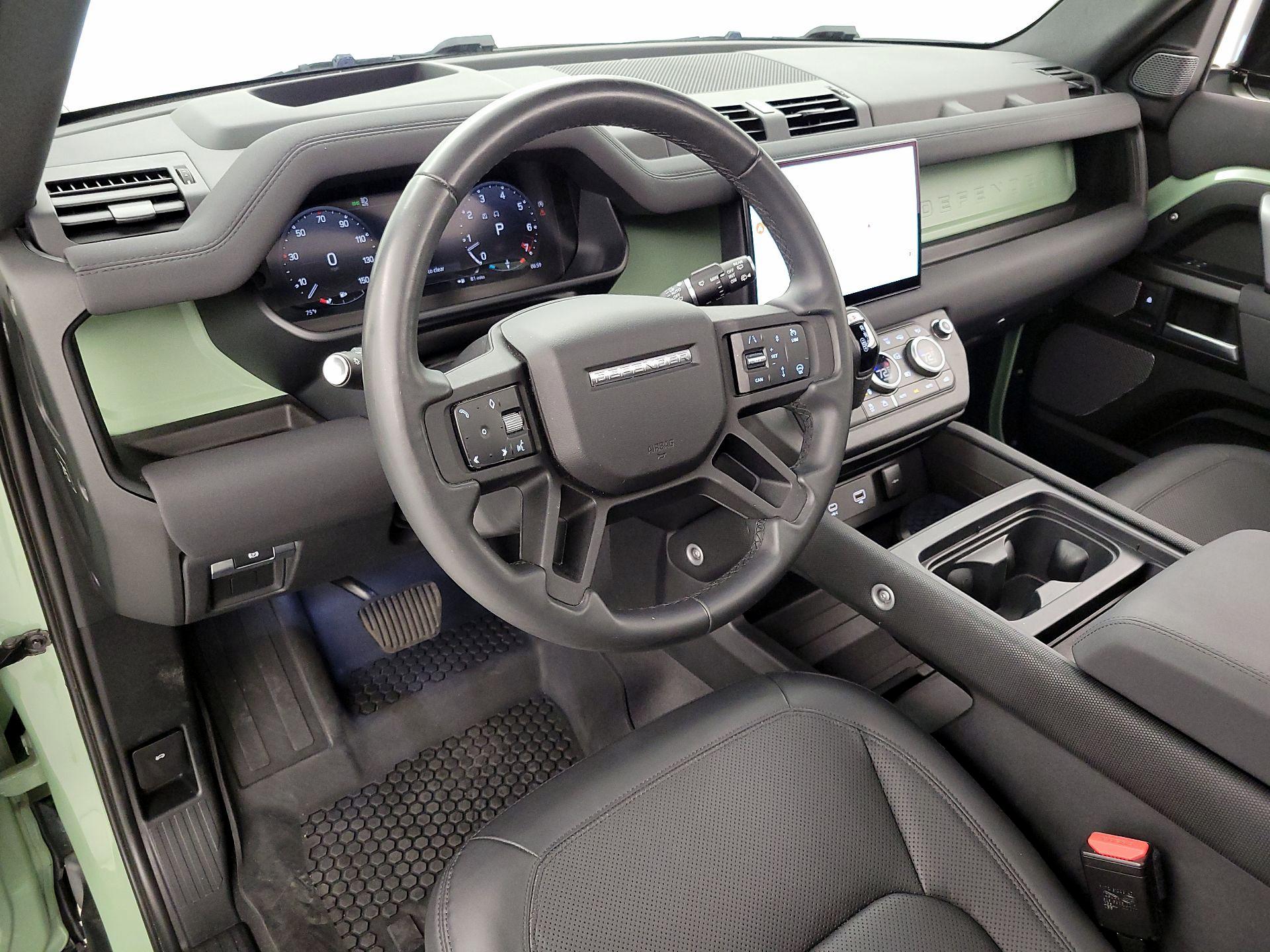 Thumbnail: 2023 Land Rover Defender - 9