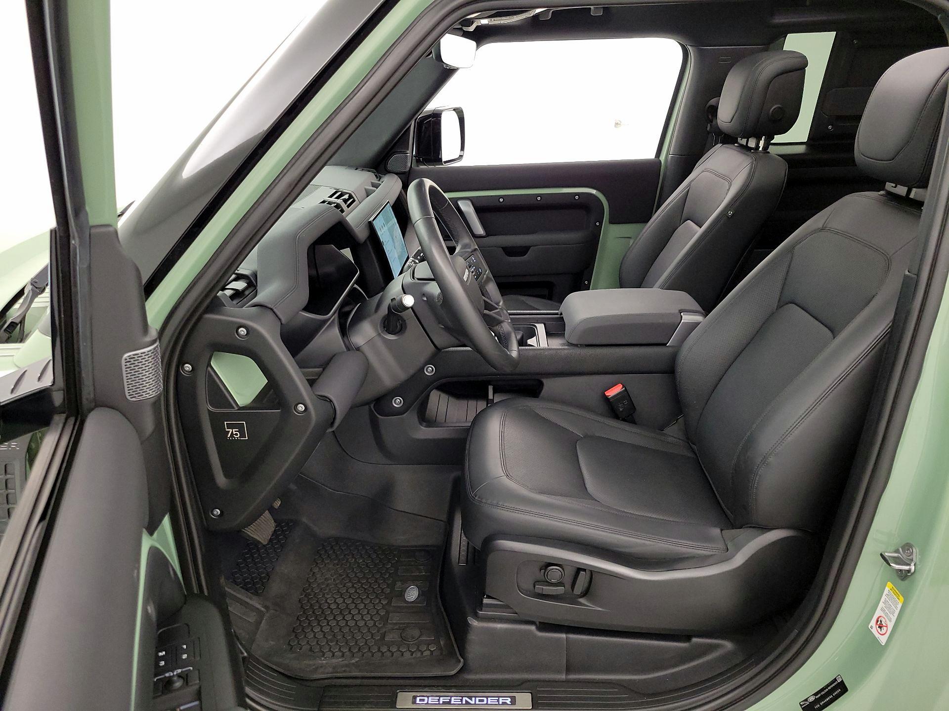Thumbnail: 2023 Land Rover Defender - 11