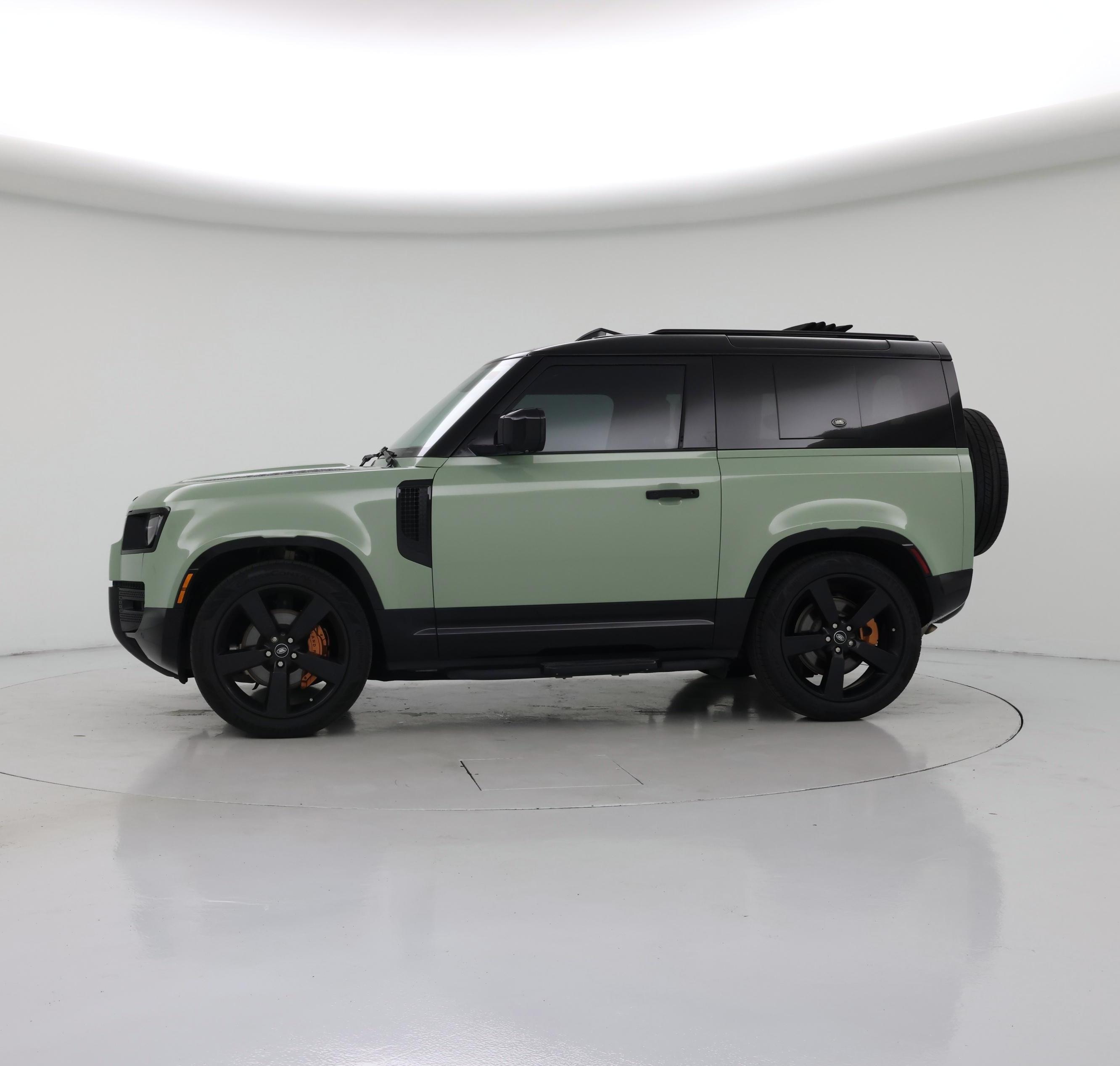 Thumbnail: 2023 Land Rover Defender - 3