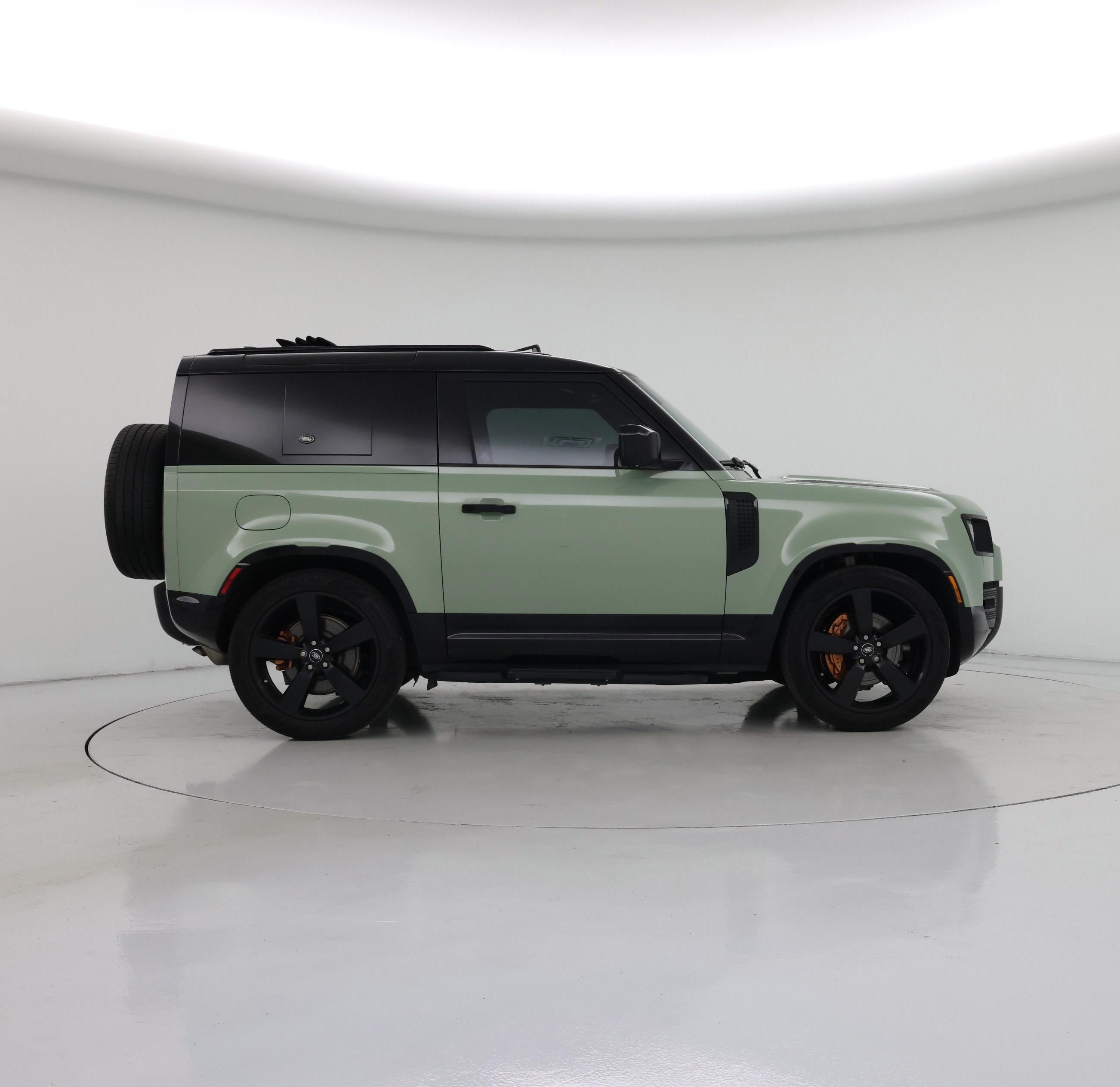 Thumbnail: 2023 Land Rover Defender - 7