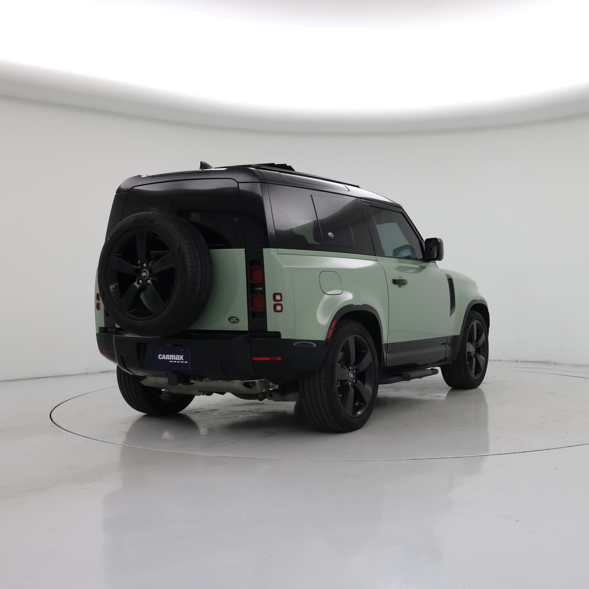 Thumbnail: 2023 Land Rover Defender - 8