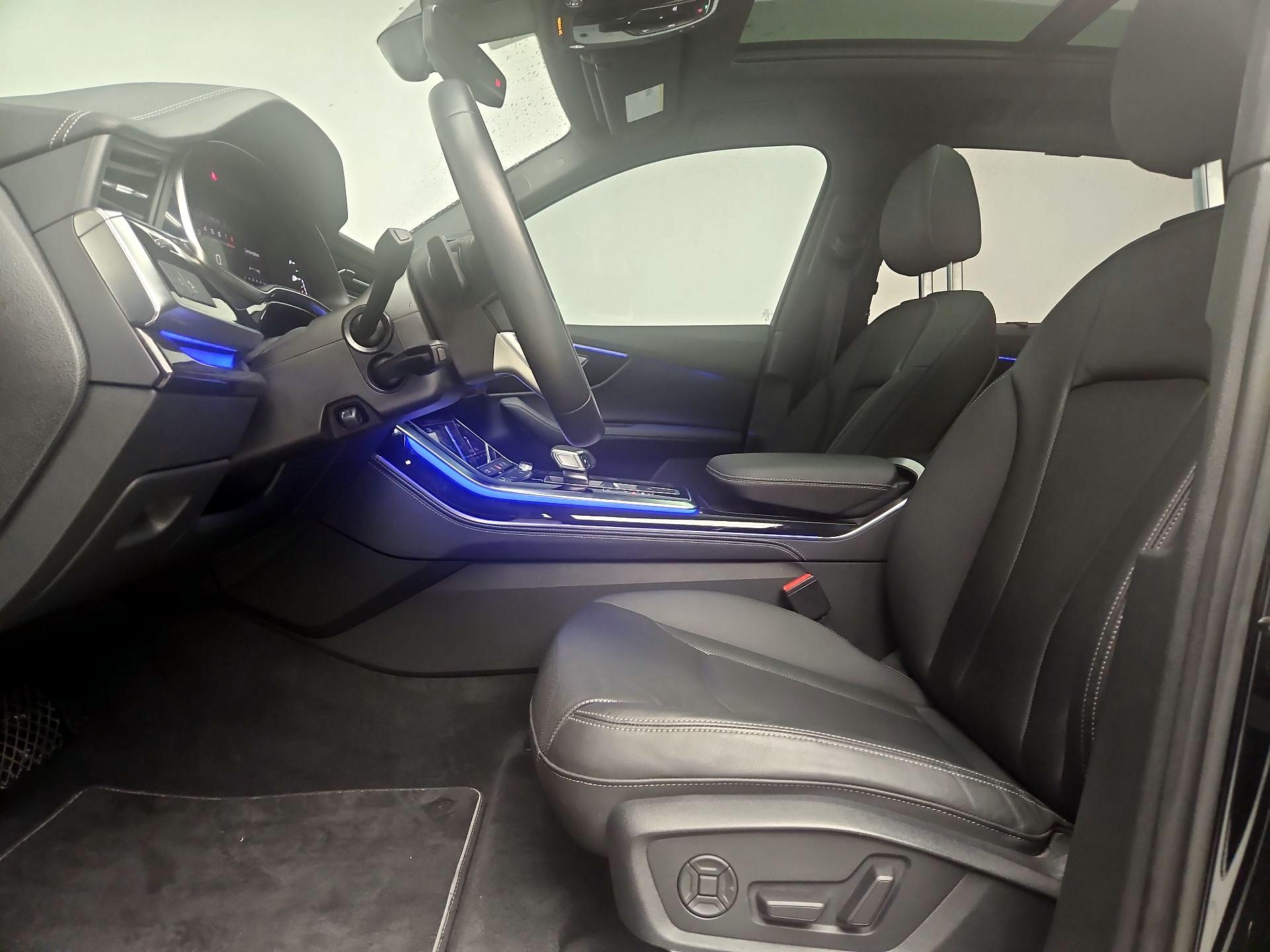 Thumbnail: 2025 Audi Q7 - 11