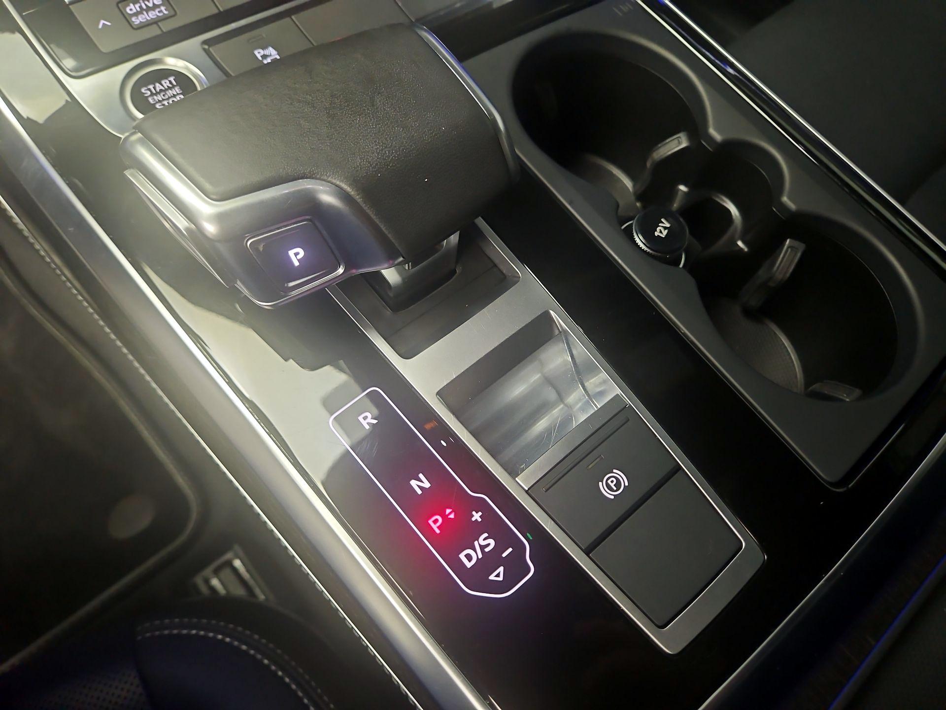Thumbnail: 2025 Audi Q7 - 18