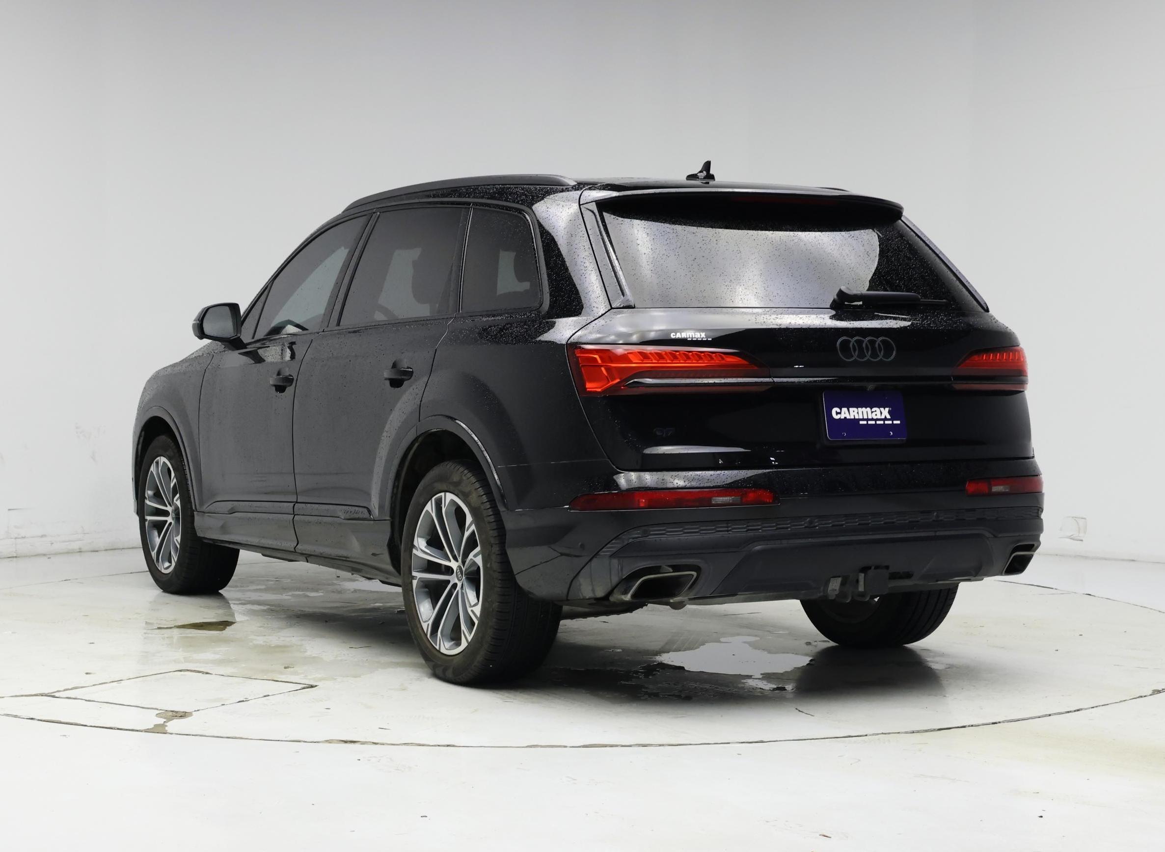 Thumbnail: 2025 Audi Q7 - 2