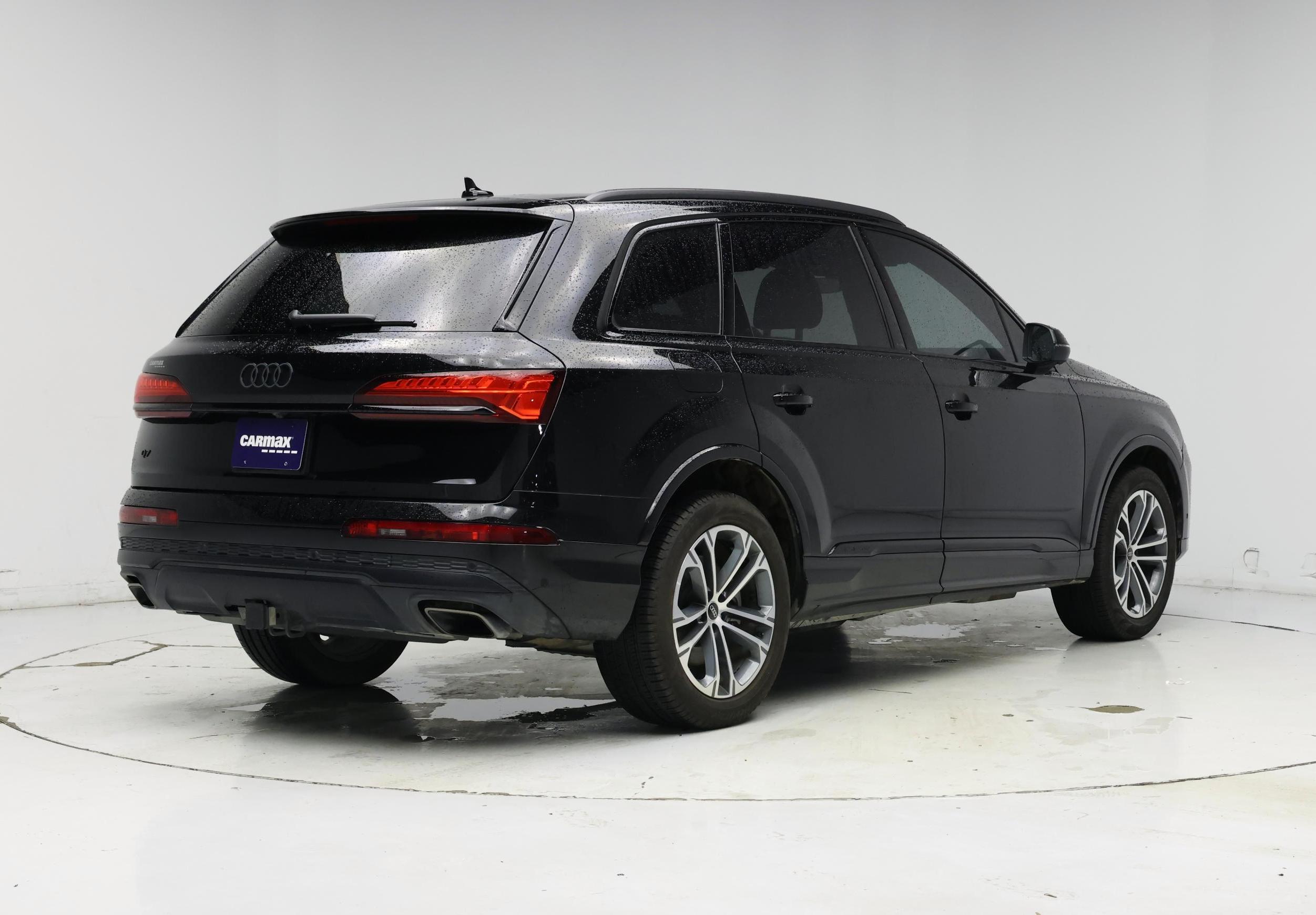 Thumbnail: 2025 Audi Q7 - 8
