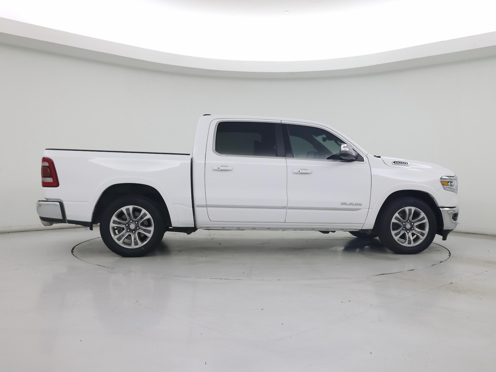 2024 RAM Ram 1500 Pickup Limited - Photo 8