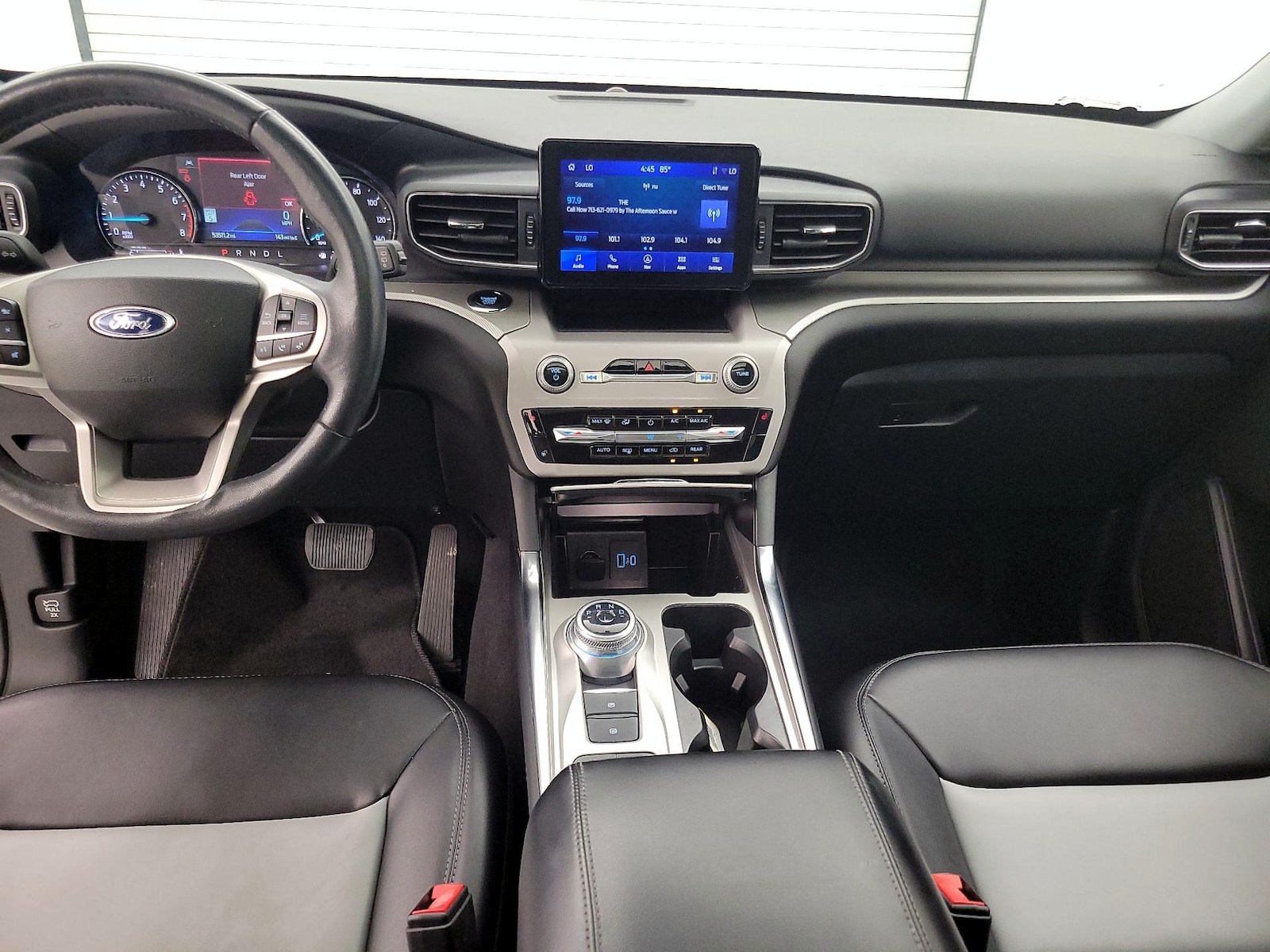 2023 Ford Explorer XLT - Photo 10
