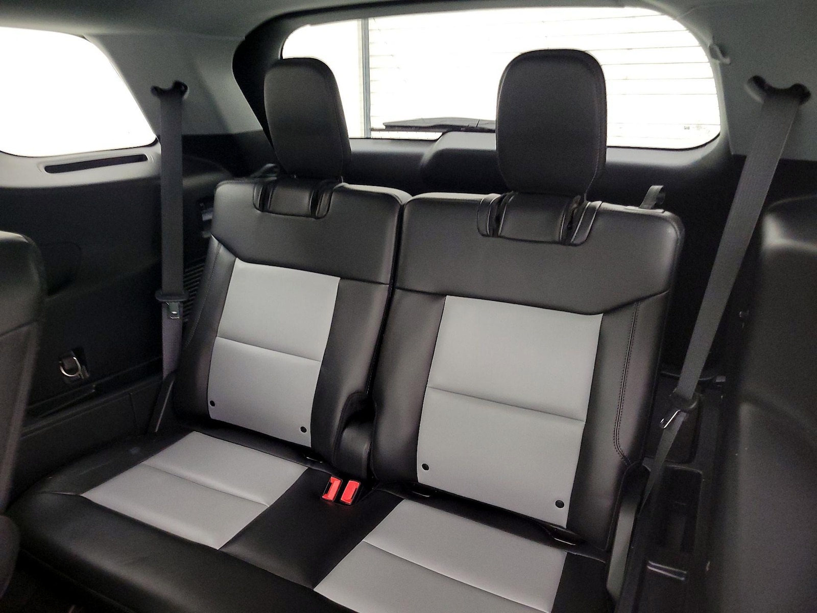 2023 Ford Explorer XLT - Photo 22