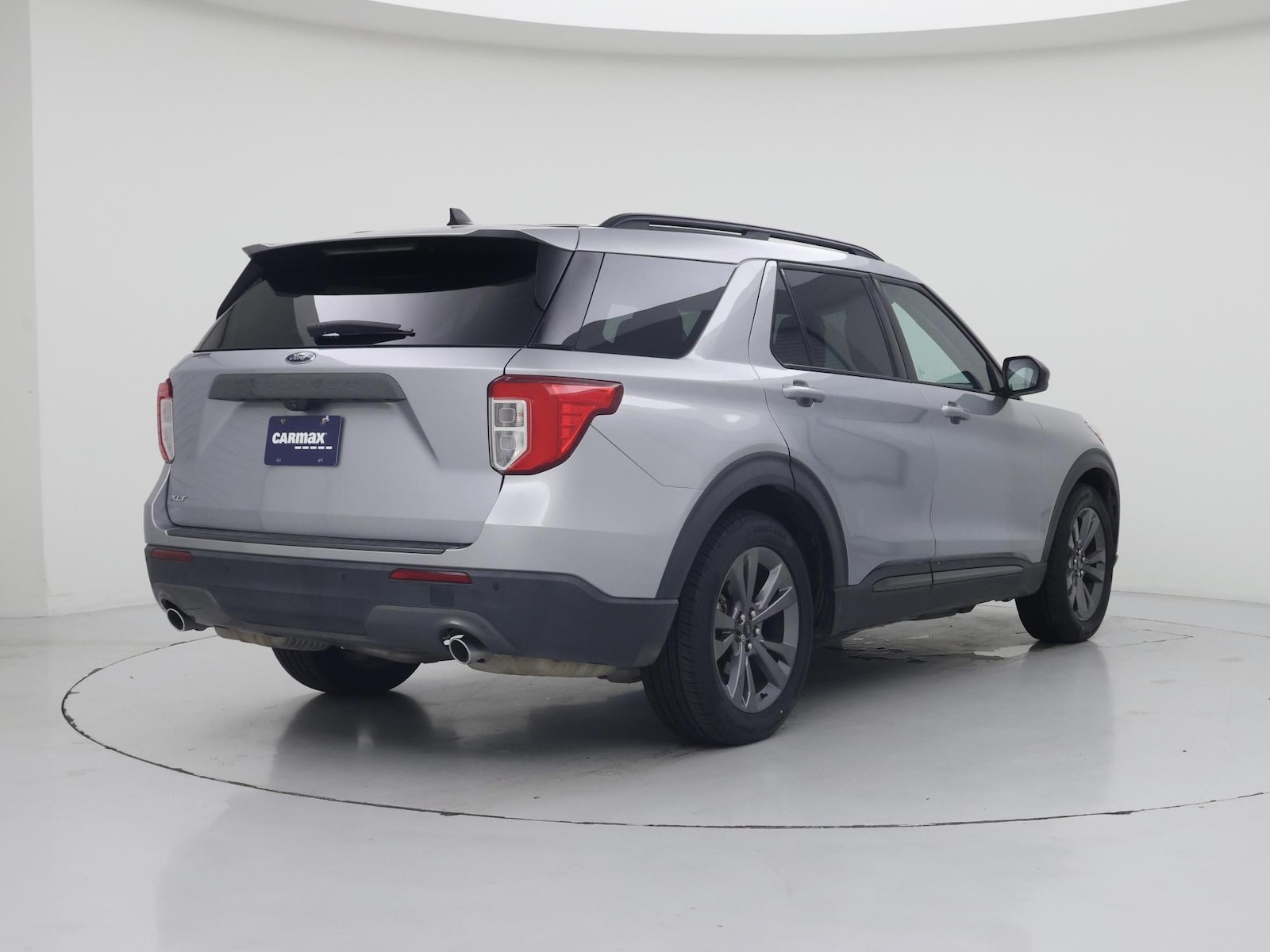 2023 Ford Explorer XLT - Photo 9