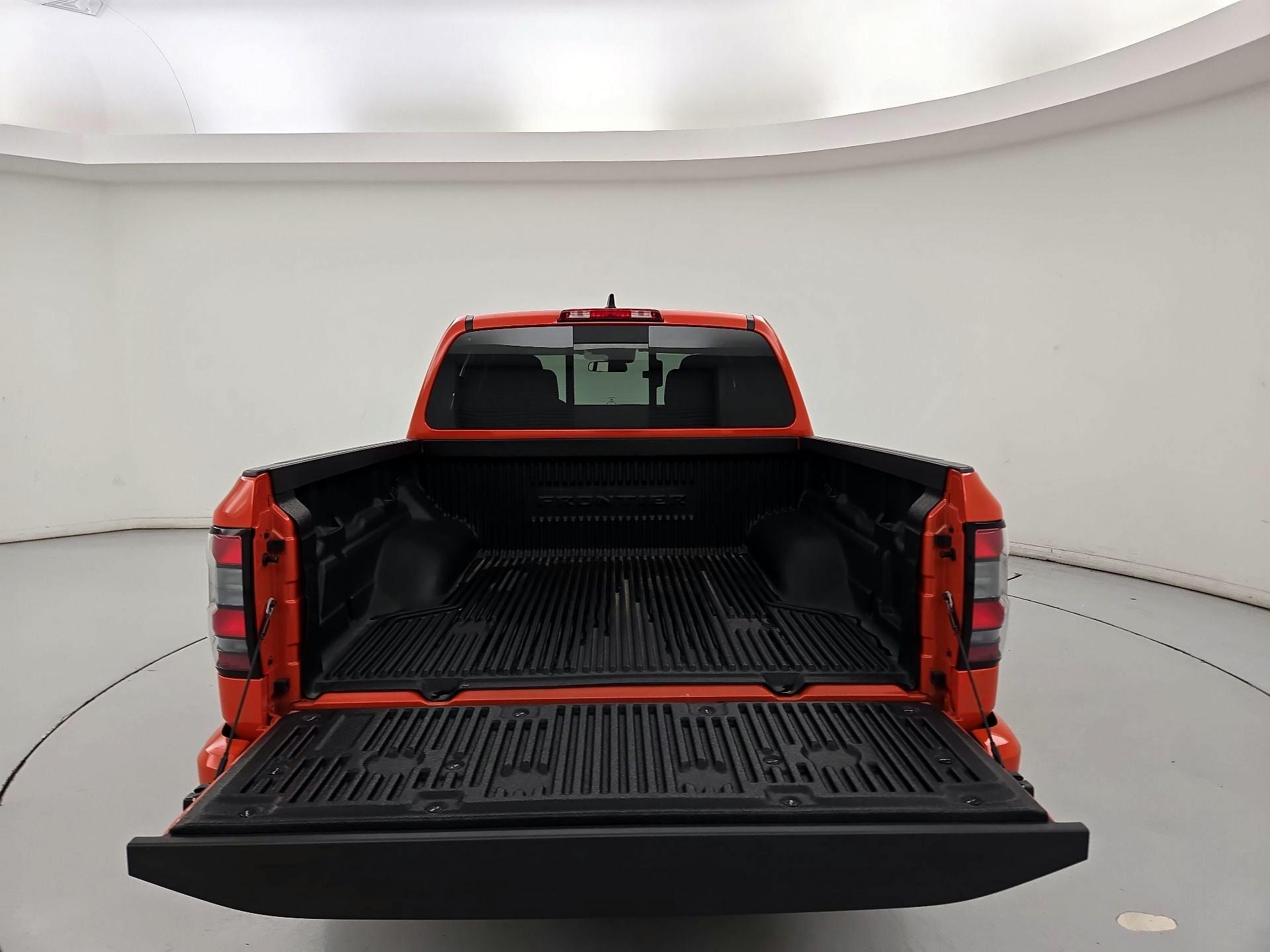 Thumbnail: 2025 Nissan Frontier - 20