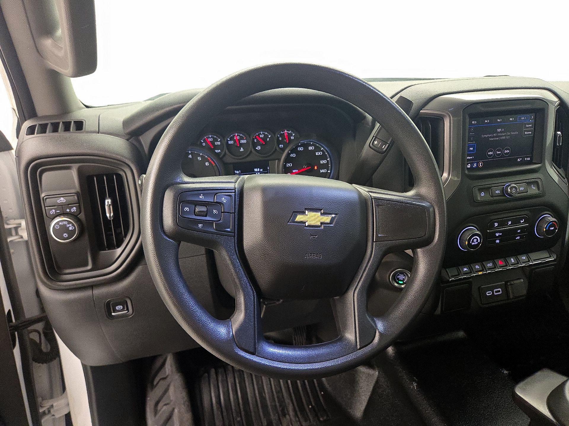 Thumbnail: 2022 Chevrolet Silverado 1500 - 10