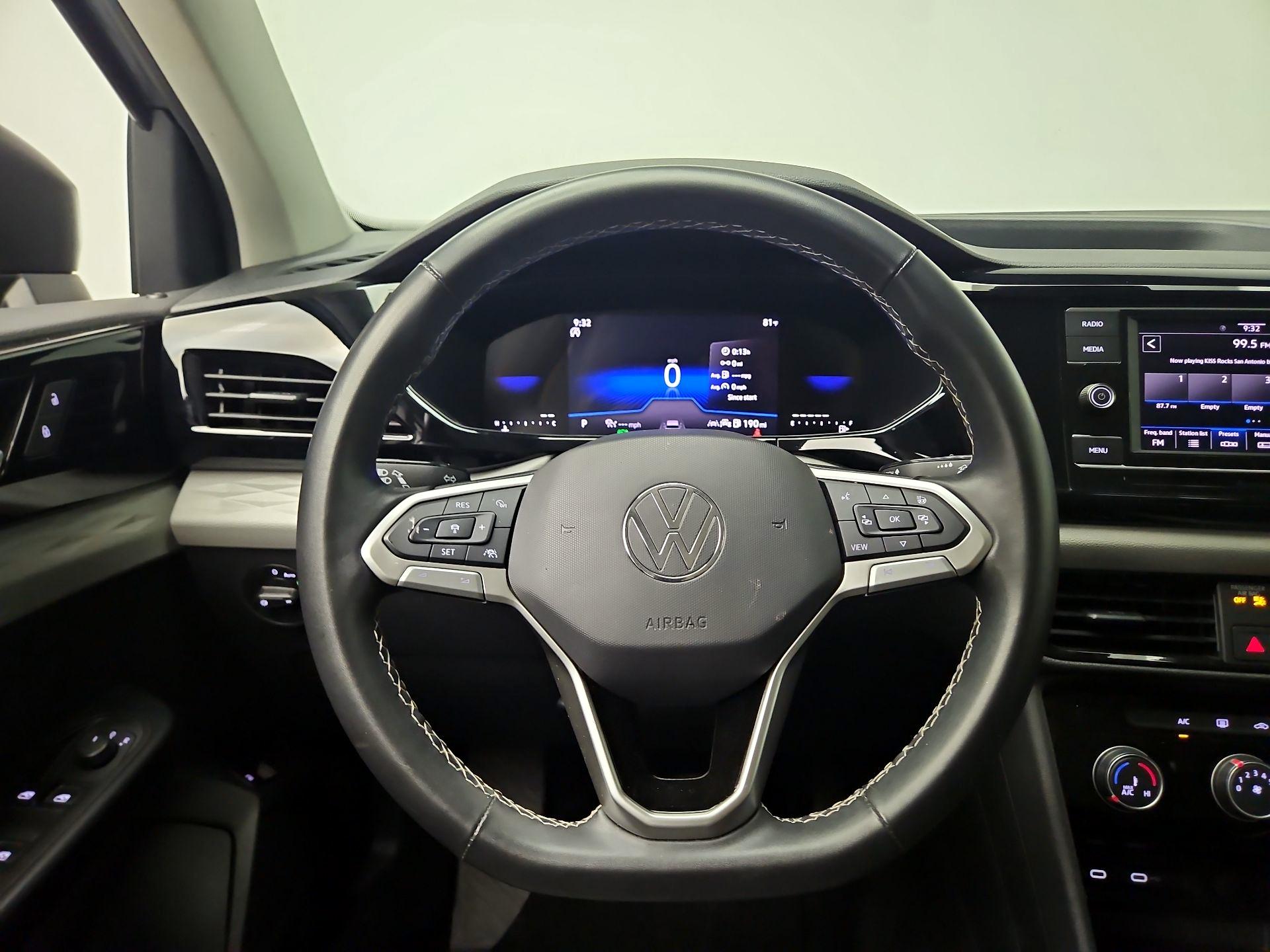 Thumbnail: 2024 Volkswagen Taos - 10