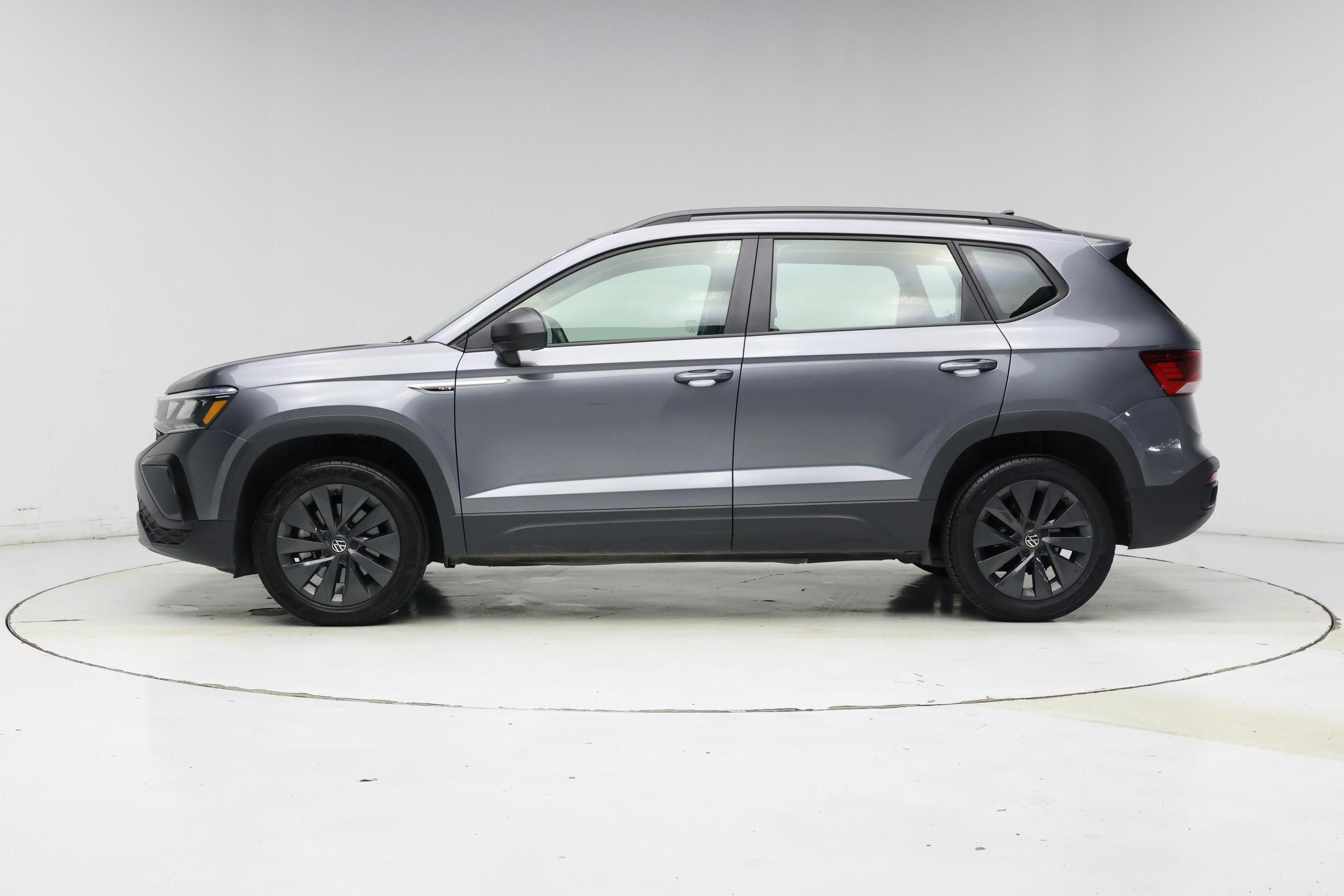Thumbnail: 2024 Volkswagen Taos - 3