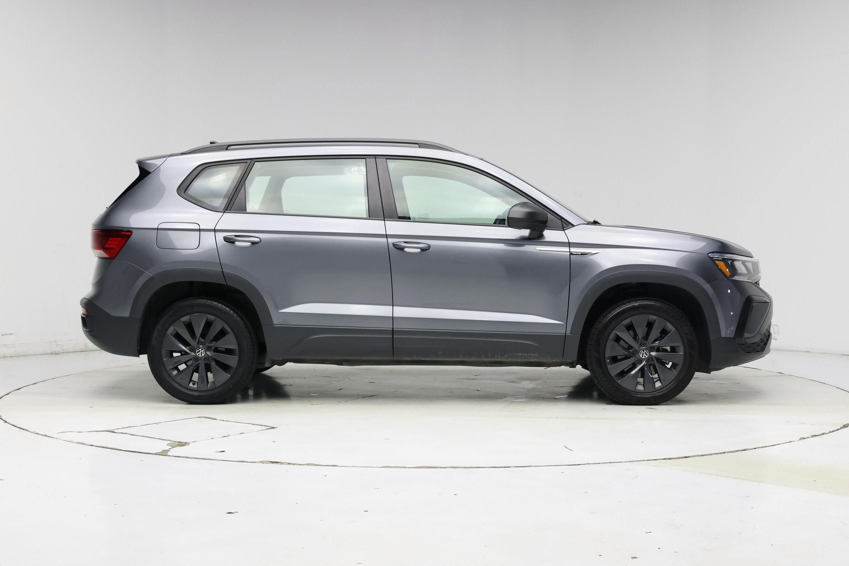 Thumbnail: 2024 Volkswagen Taos - 7