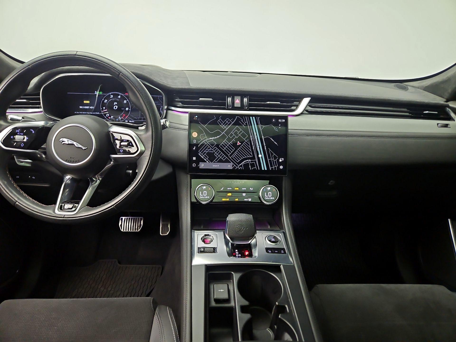 Thumbnail: 2021 Jaguar F-Pace - 9