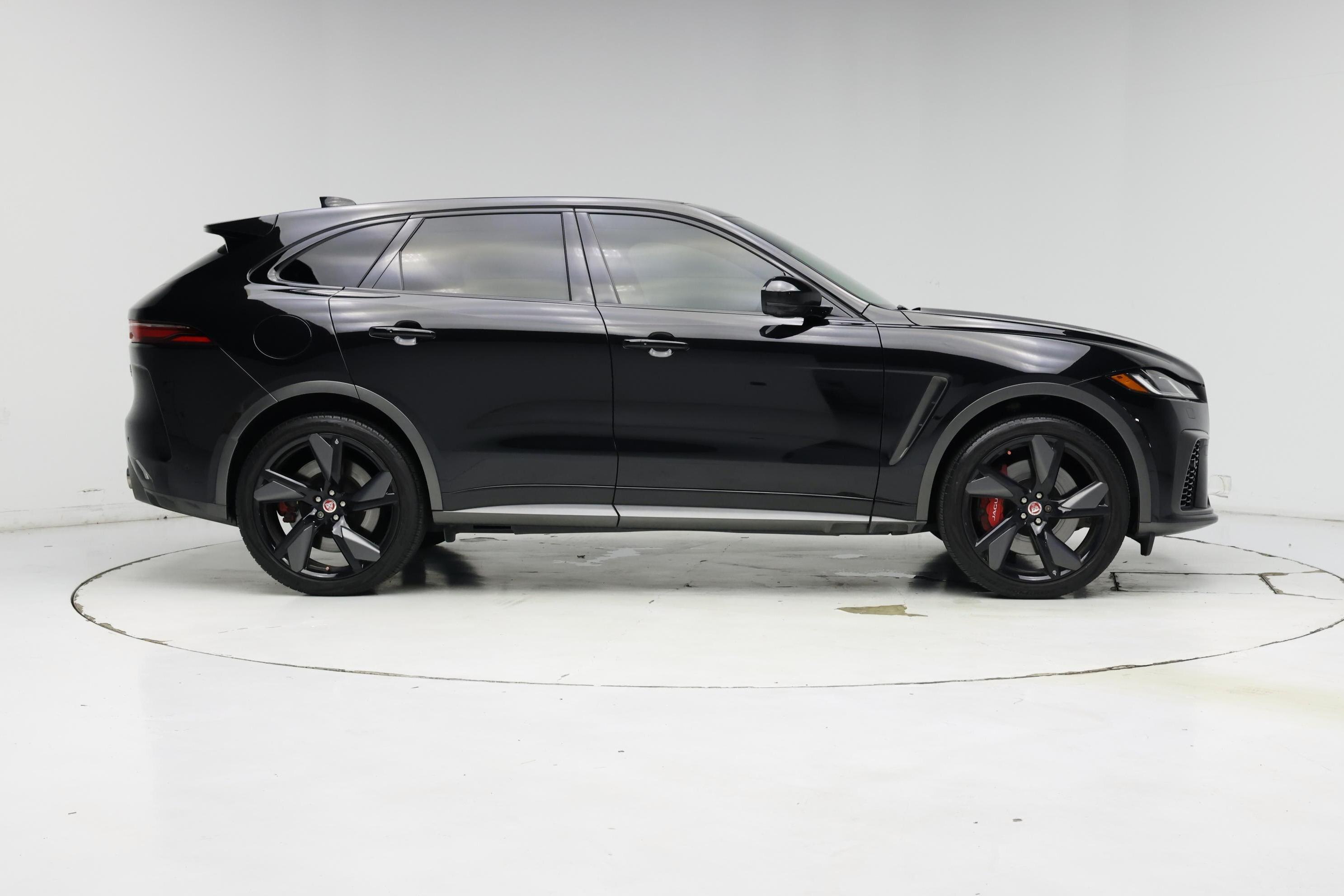 Thumbnail: 2021 Jaguar F-Pace - 7
