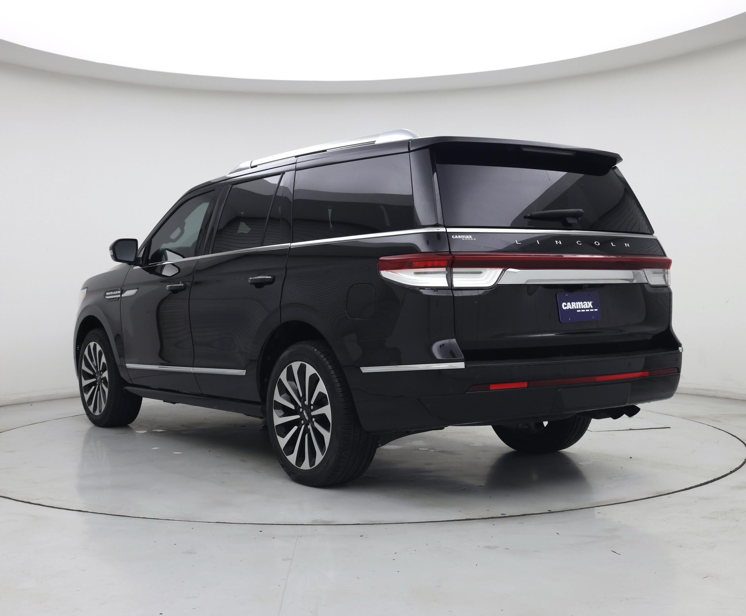 Thumbnail: 2024 Lincoln Navigator - 2