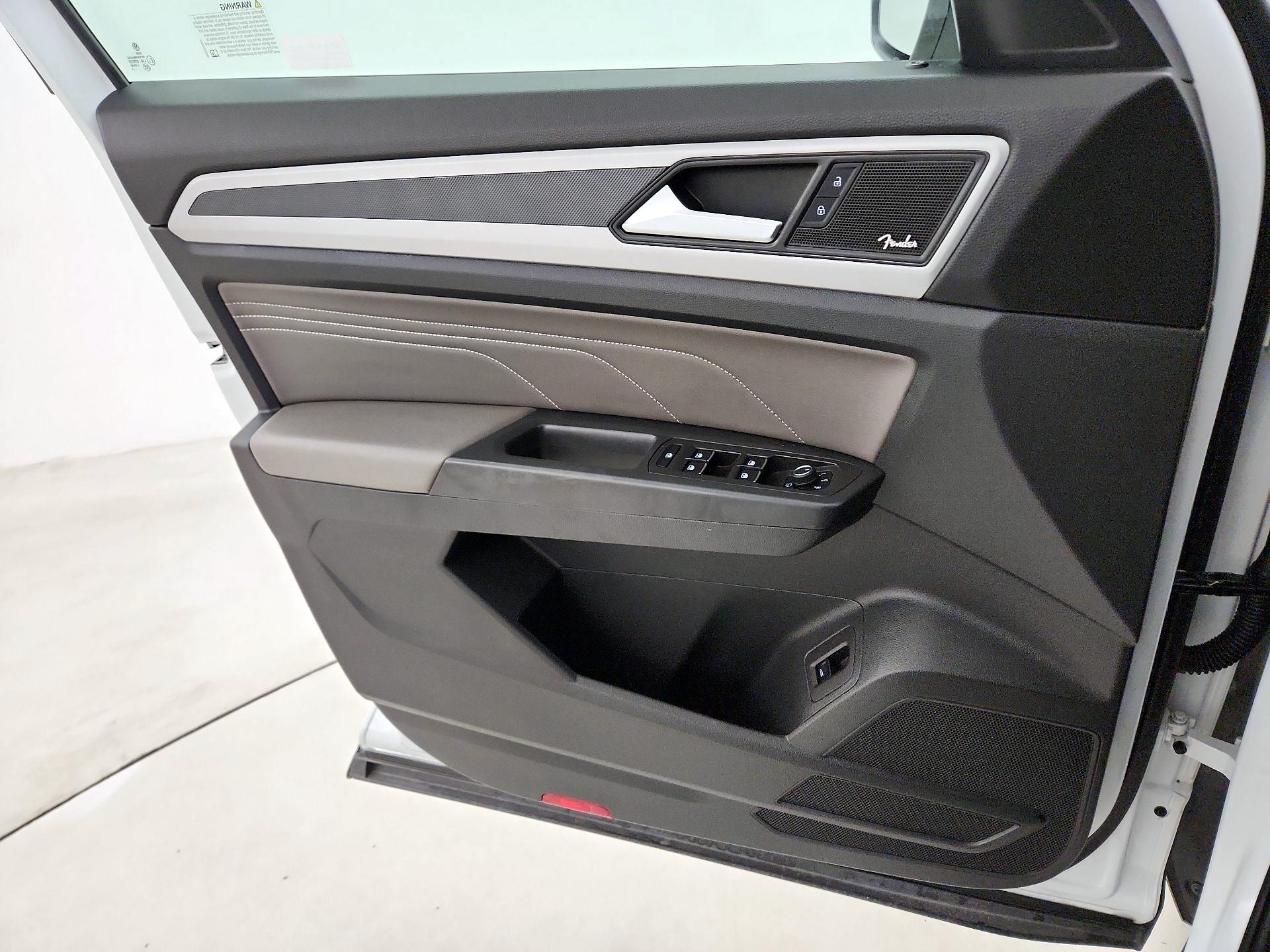 Thumbnail: 2023 Volkswagen Atlas - 12