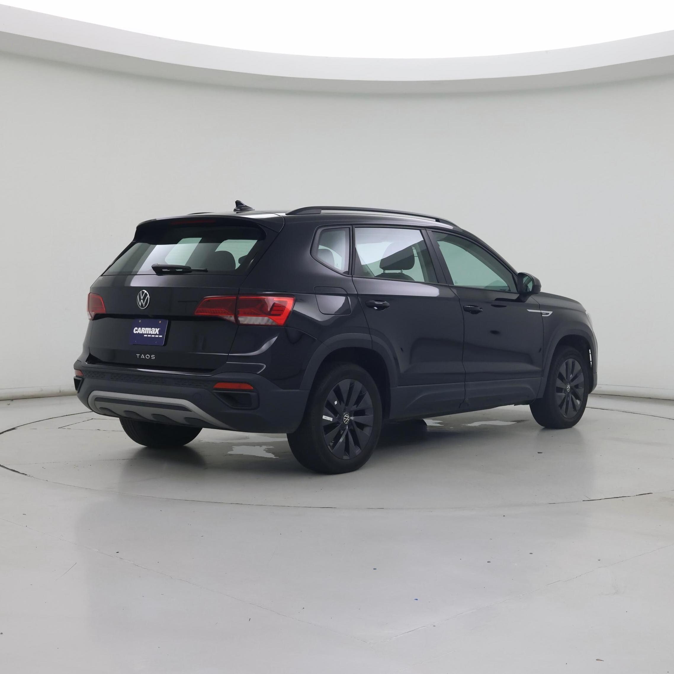 Thumbnail: 2024 Volkswagen Taos - 8