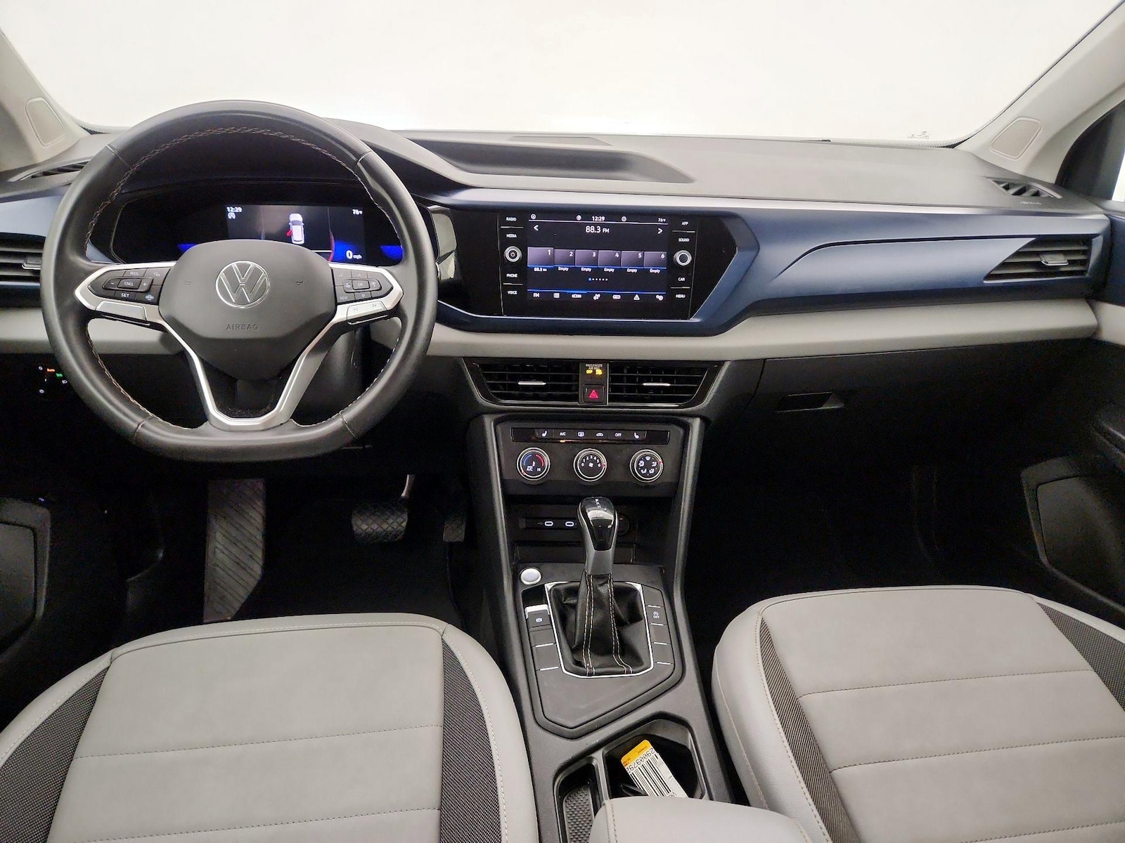 2022 Volkswagen Taos SE - Photo 10