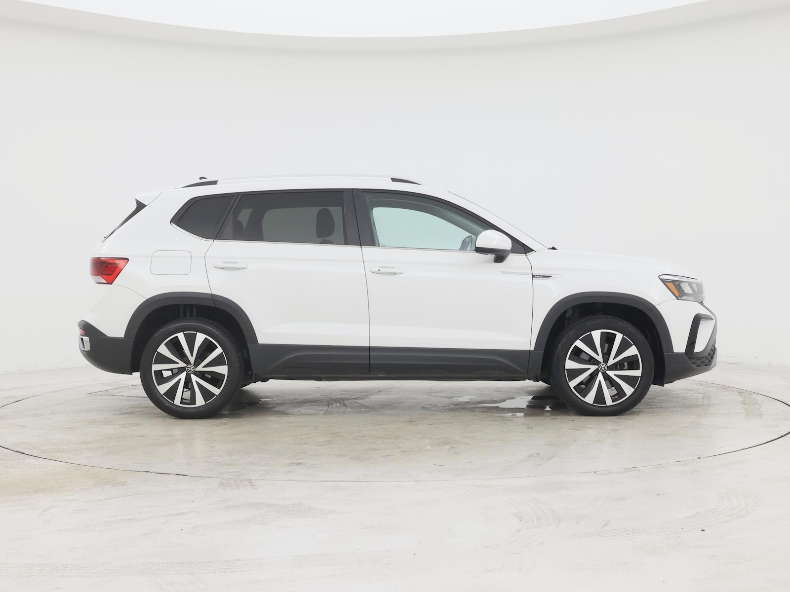 2022 Volkswagen Taos SE - Photo 8