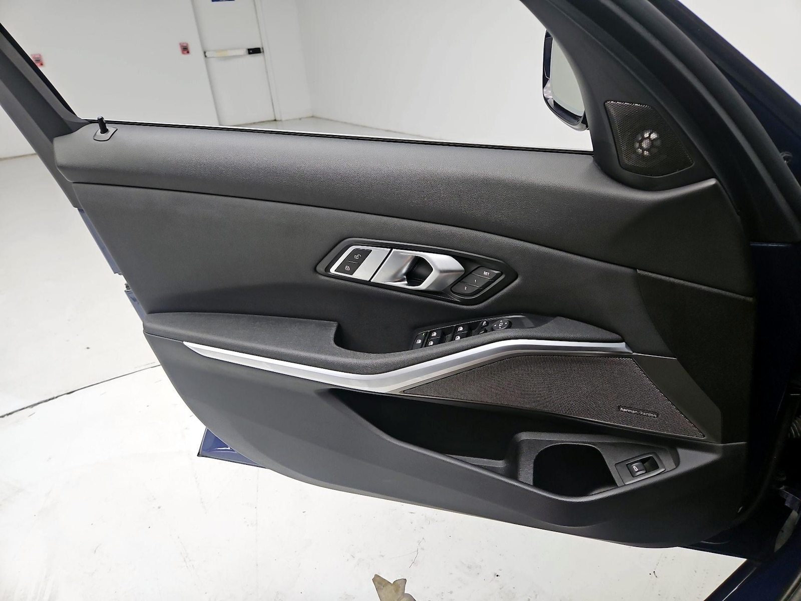 2021 BMW 3 Series 330i - Photo 13