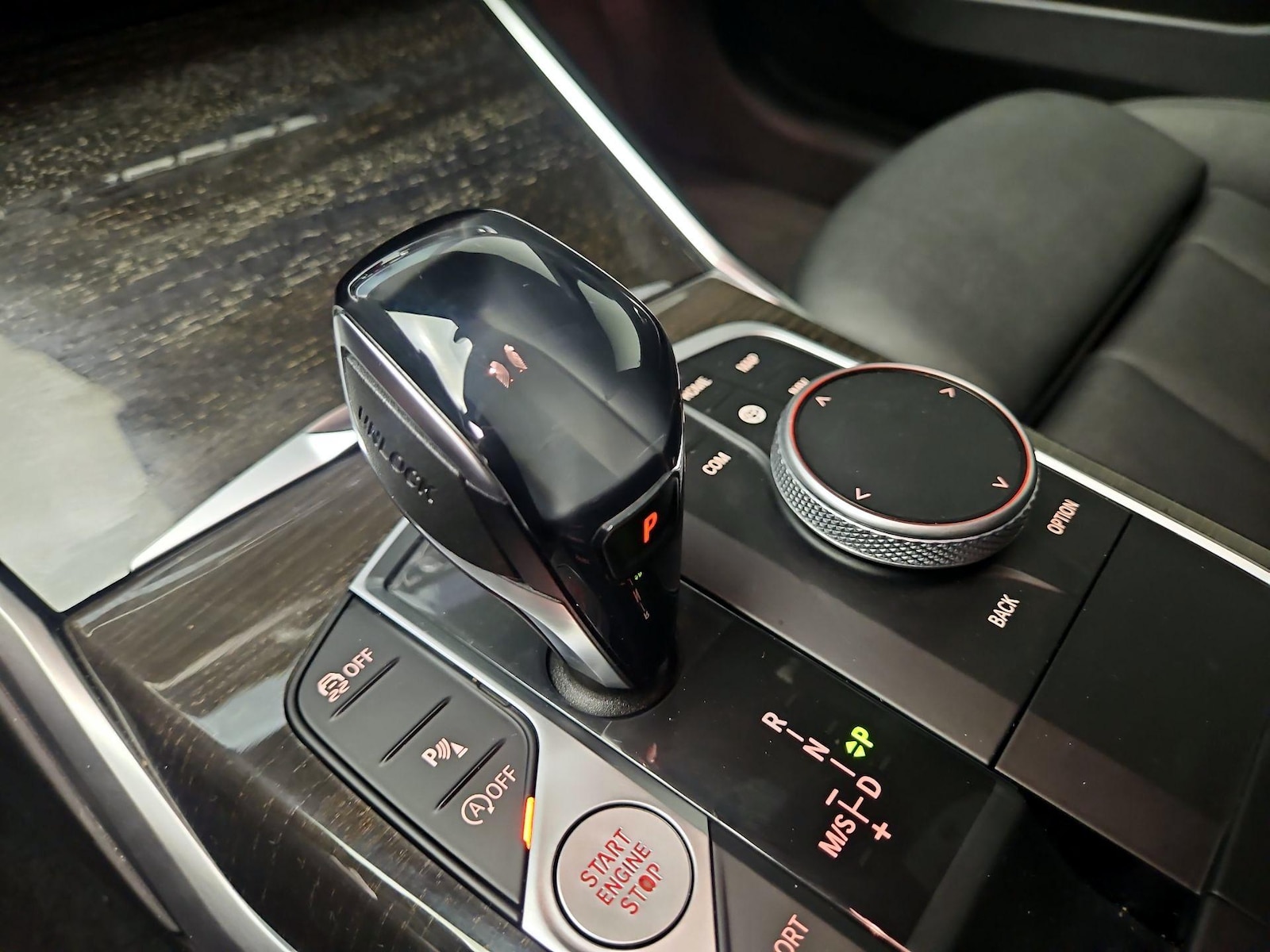 2021 BMW 3 Series 330i - Photo 19