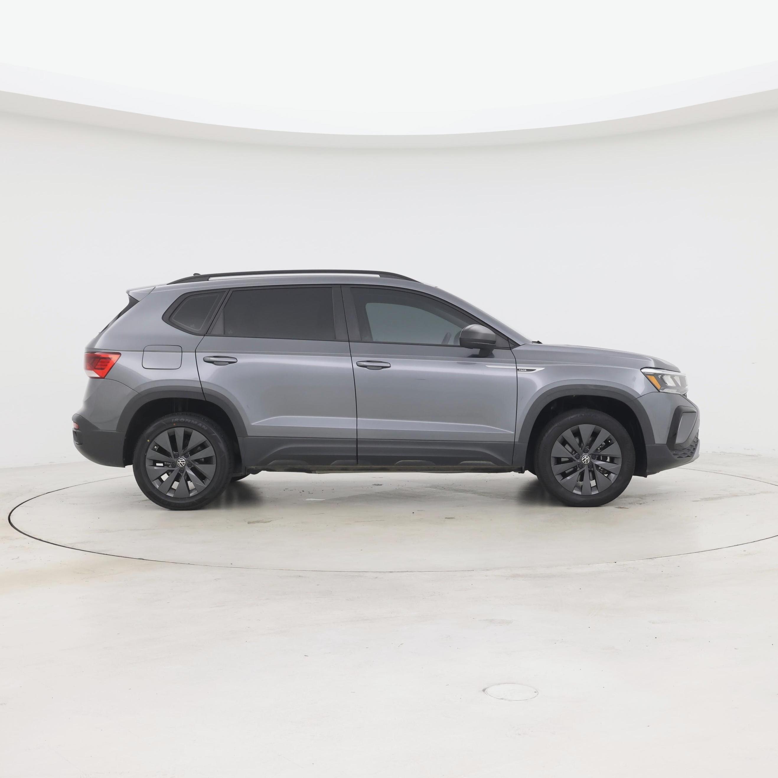 Thumbnail: 2024 Volkswagen Taos - 7