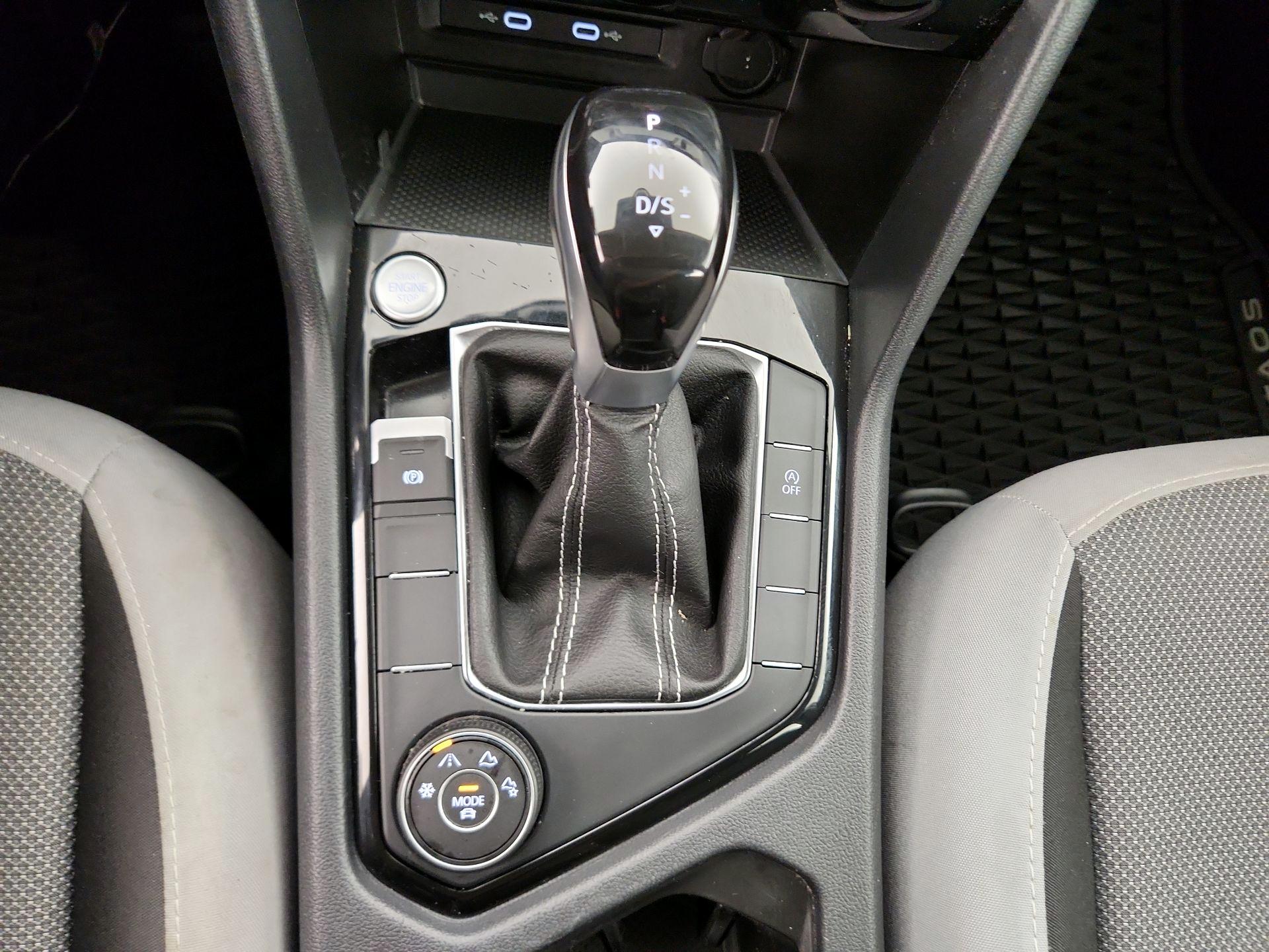 Thumbnail: 2024 Volkswagen Taos - 17