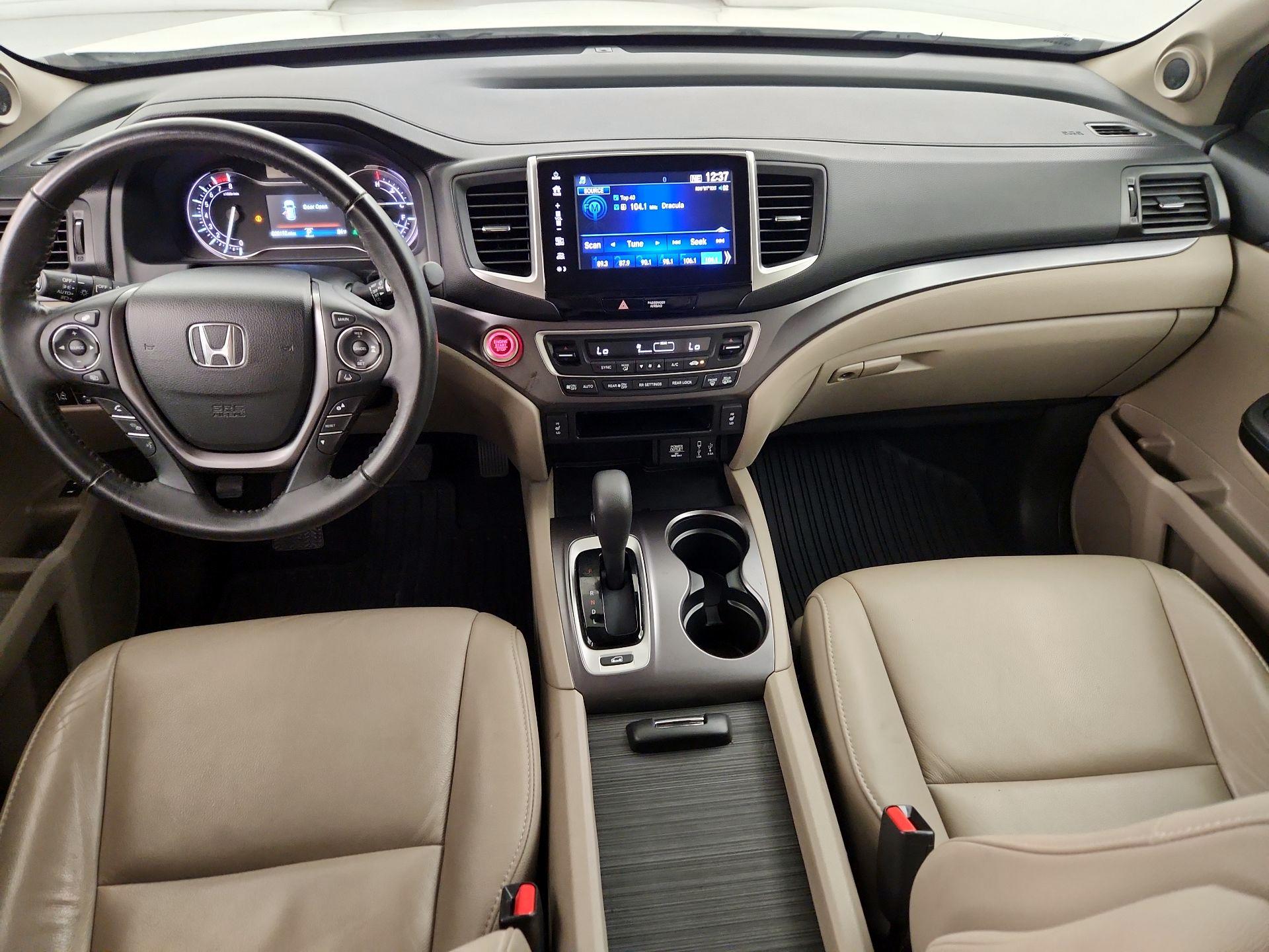 Thumbnail: 2018 Honda Pilot - 9
