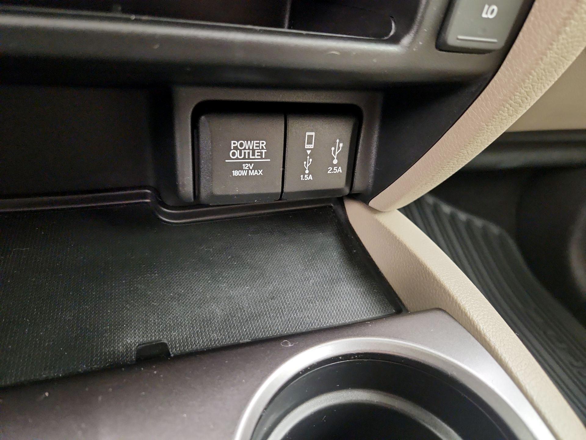 Thumbnail: 2018 Honda Pilot - 18